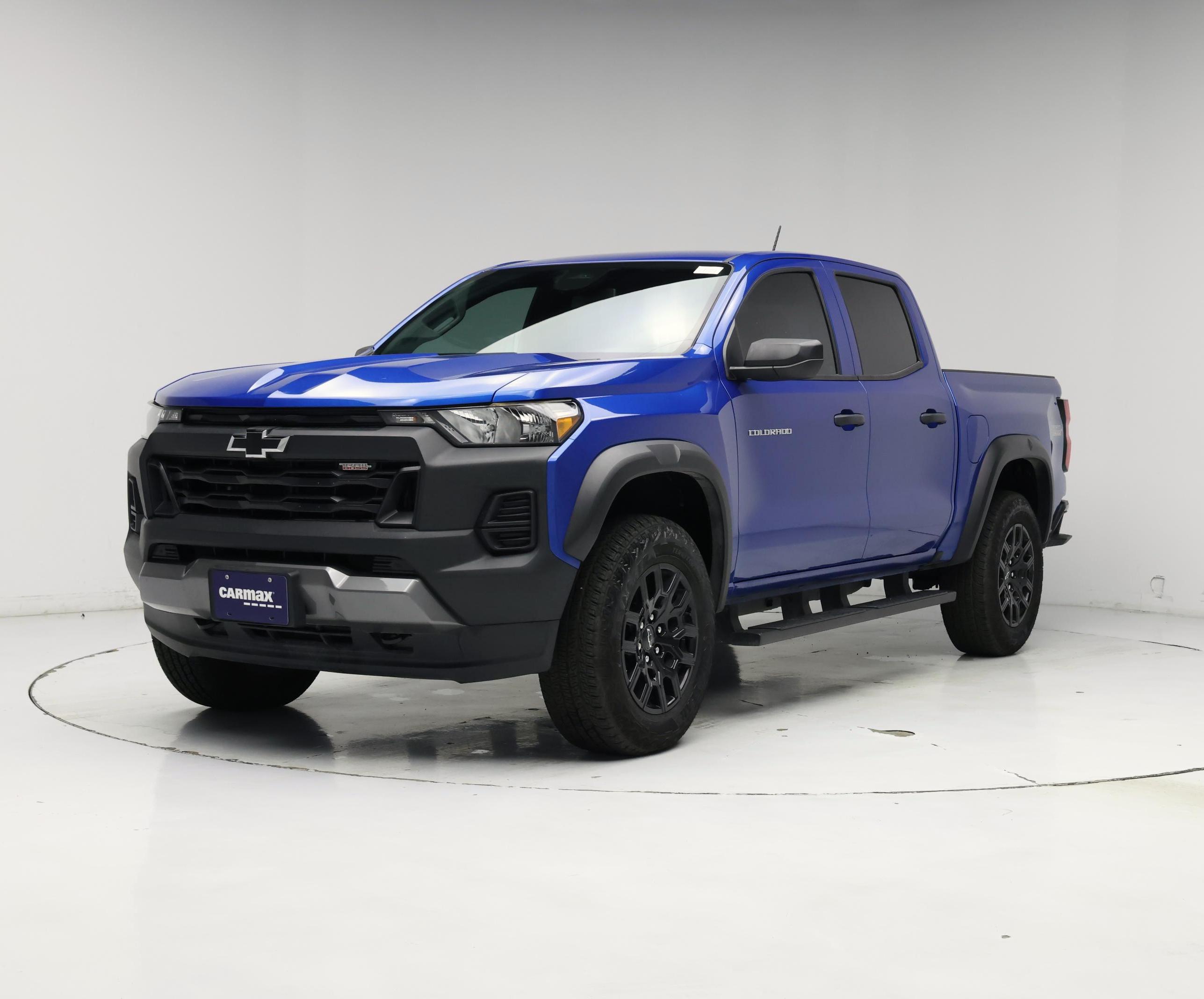 Thumbnail: 2024 Chevrolet Colorado - 4