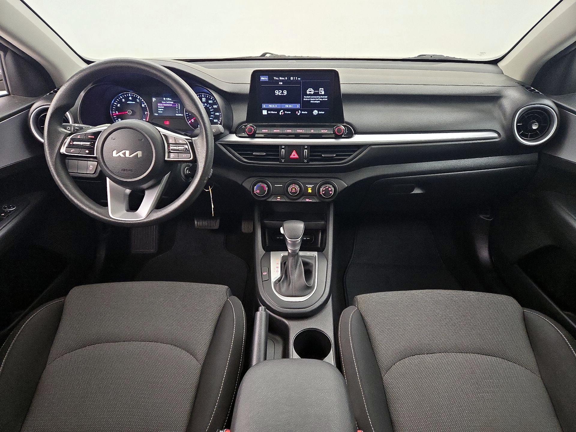 Thumbnail: 2023 Kia Forte - 9