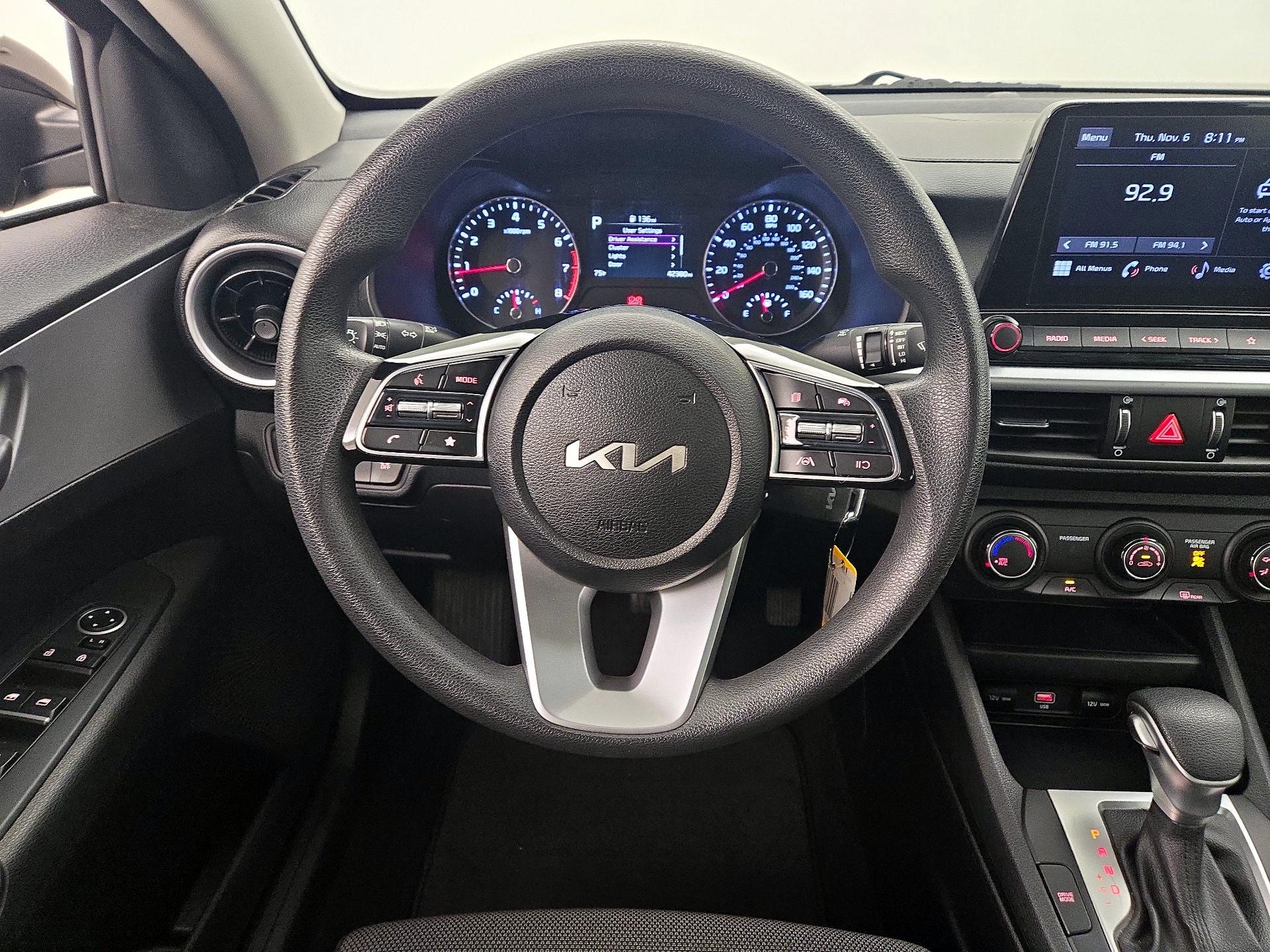 Thumbnail: 2023 Kia Forte - 10