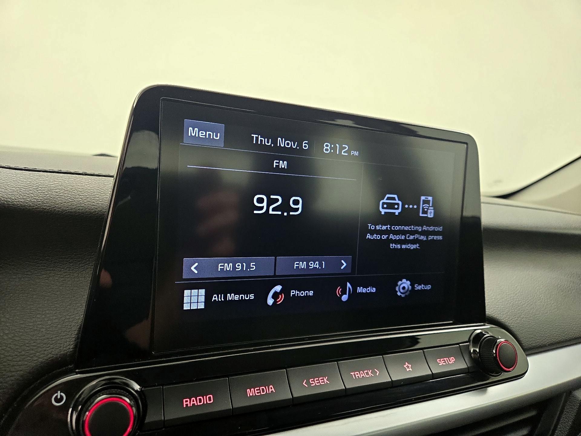 Thumbnail: 2023 Kia Forte - 15