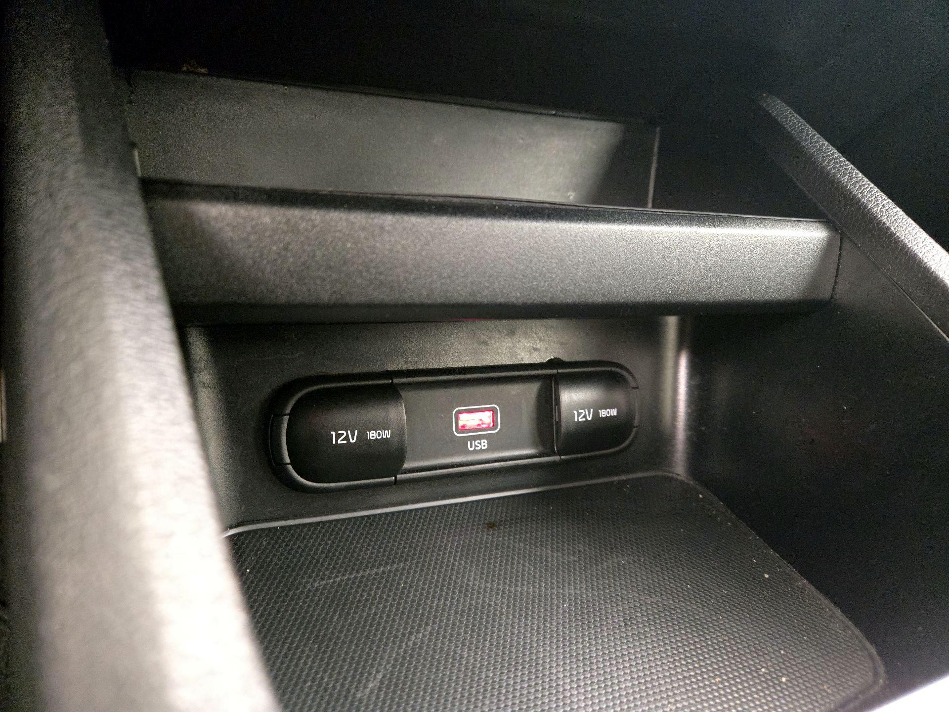 Thumbnail: 2023 Kia Forte - 18