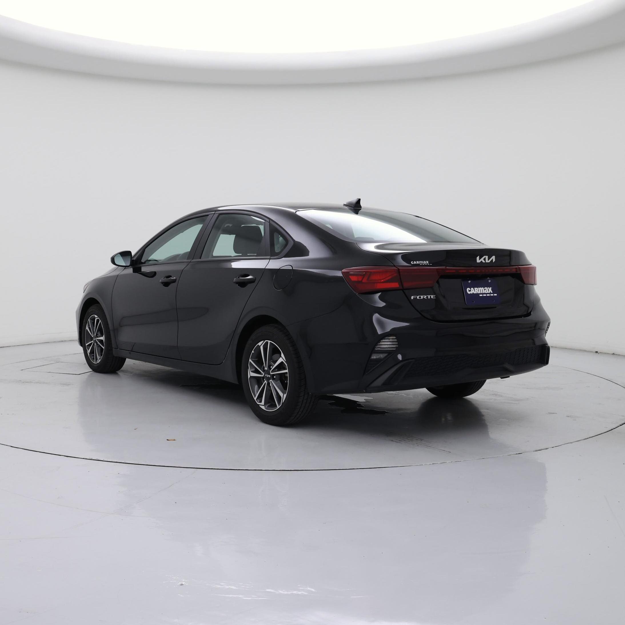 Thumbnail: 2023 Kia Forte - 2