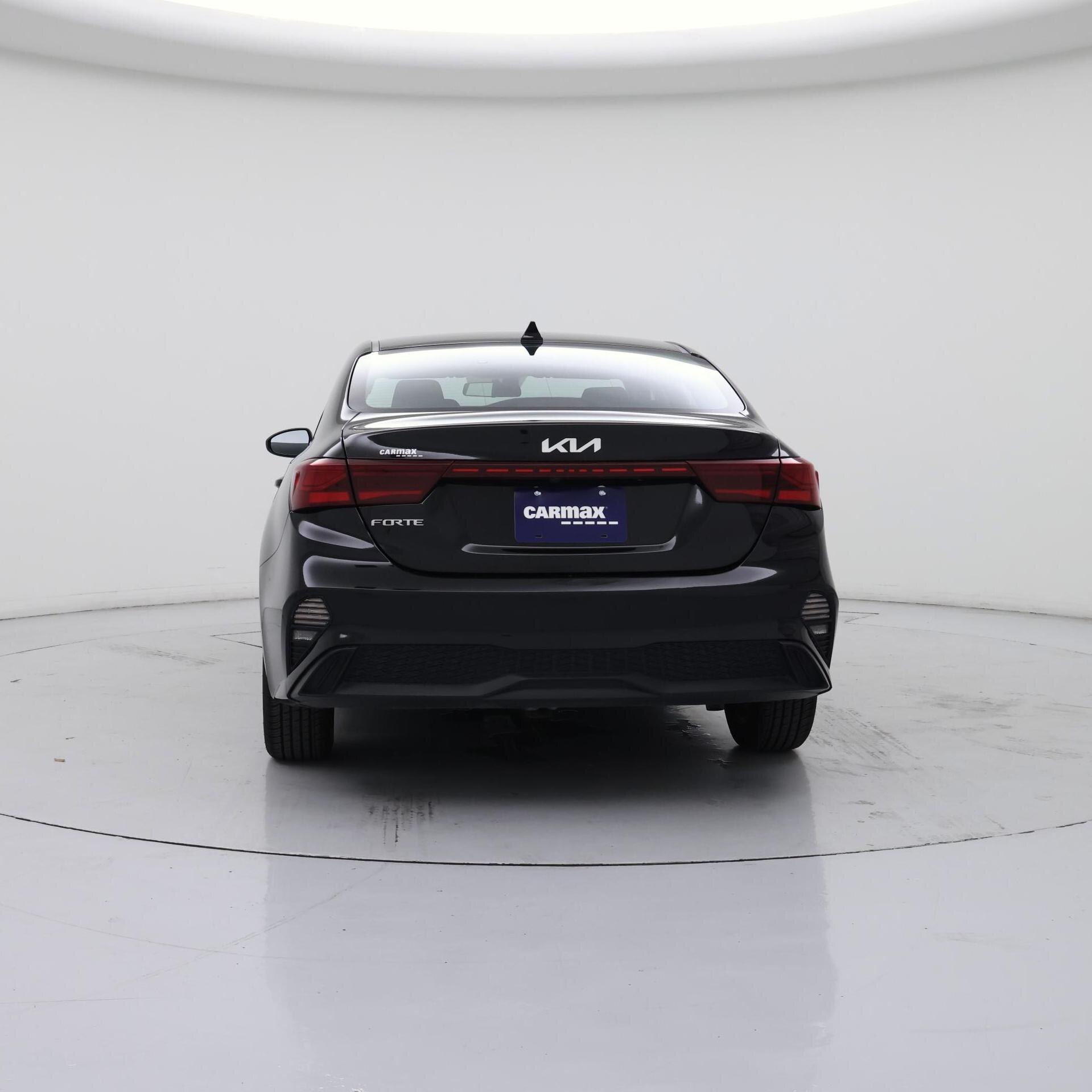 Thumbnail: 2023 Kia Forte - 6