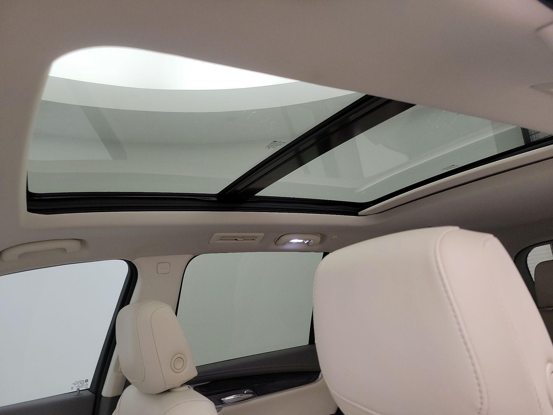 Thumbnail: 2023 Cadillac XT6 - 20