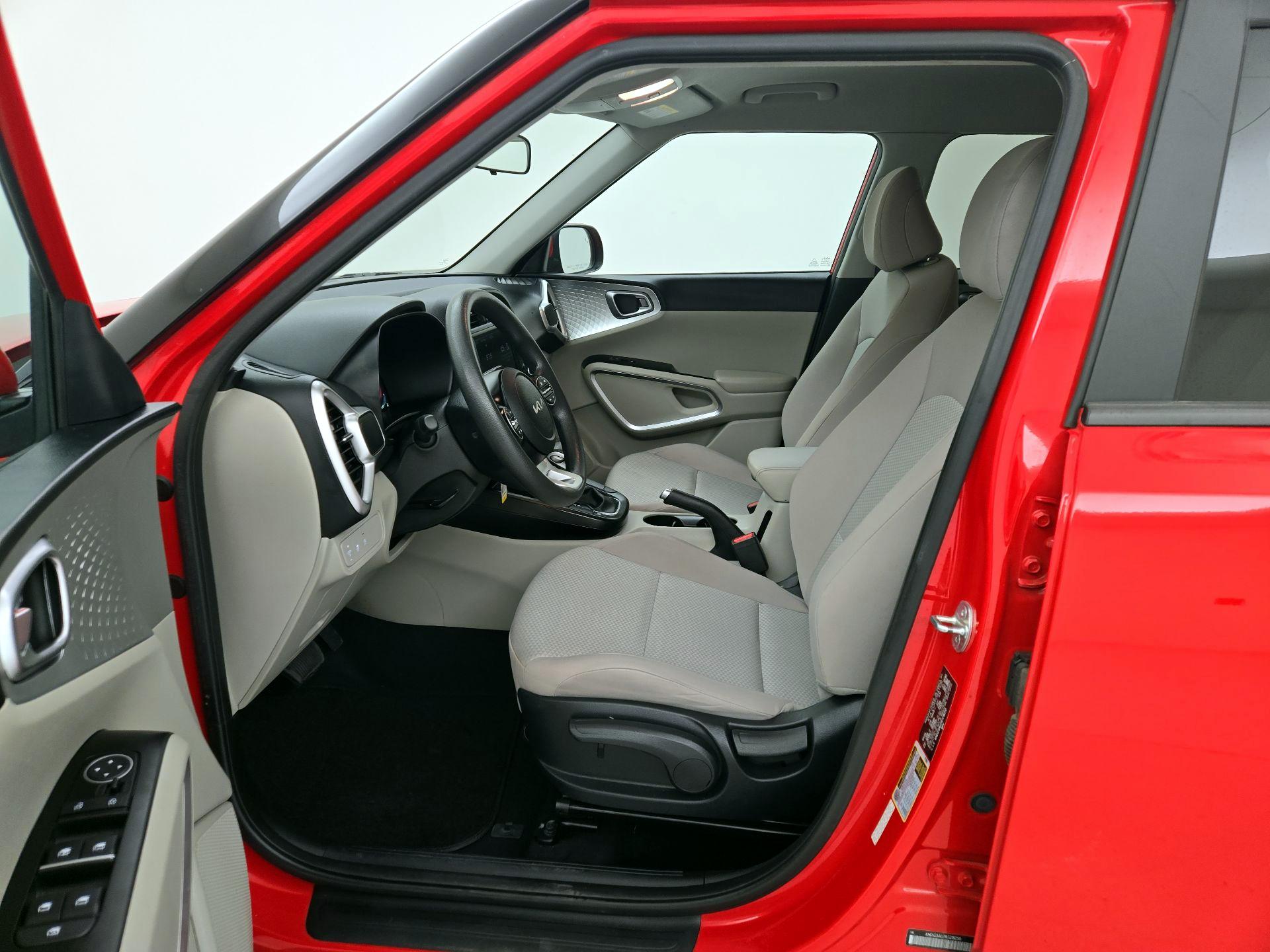 Thumbnail: 2024 Kia Soul - 11