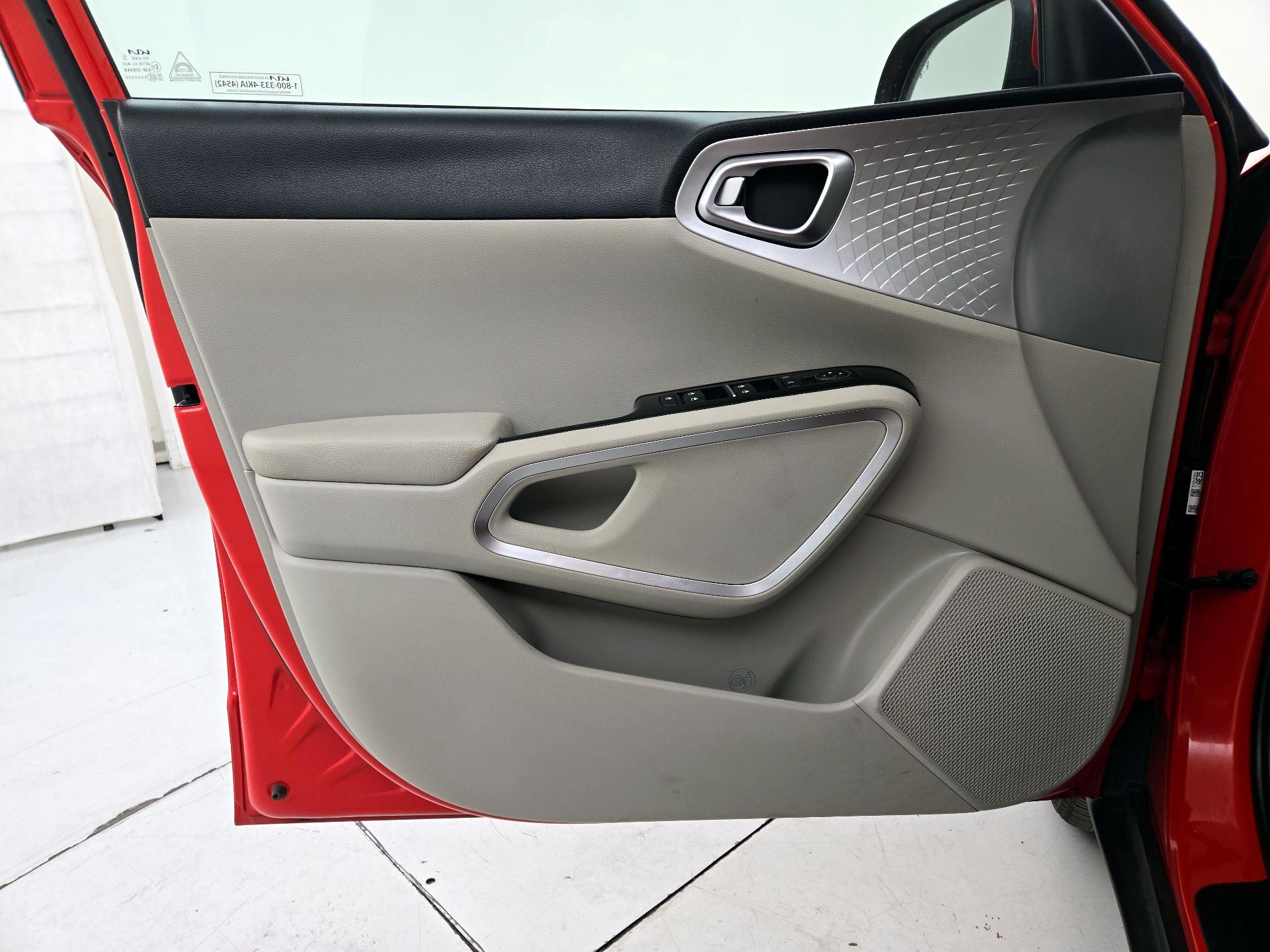 Thumbnail: 2024 Kia Soul - 12