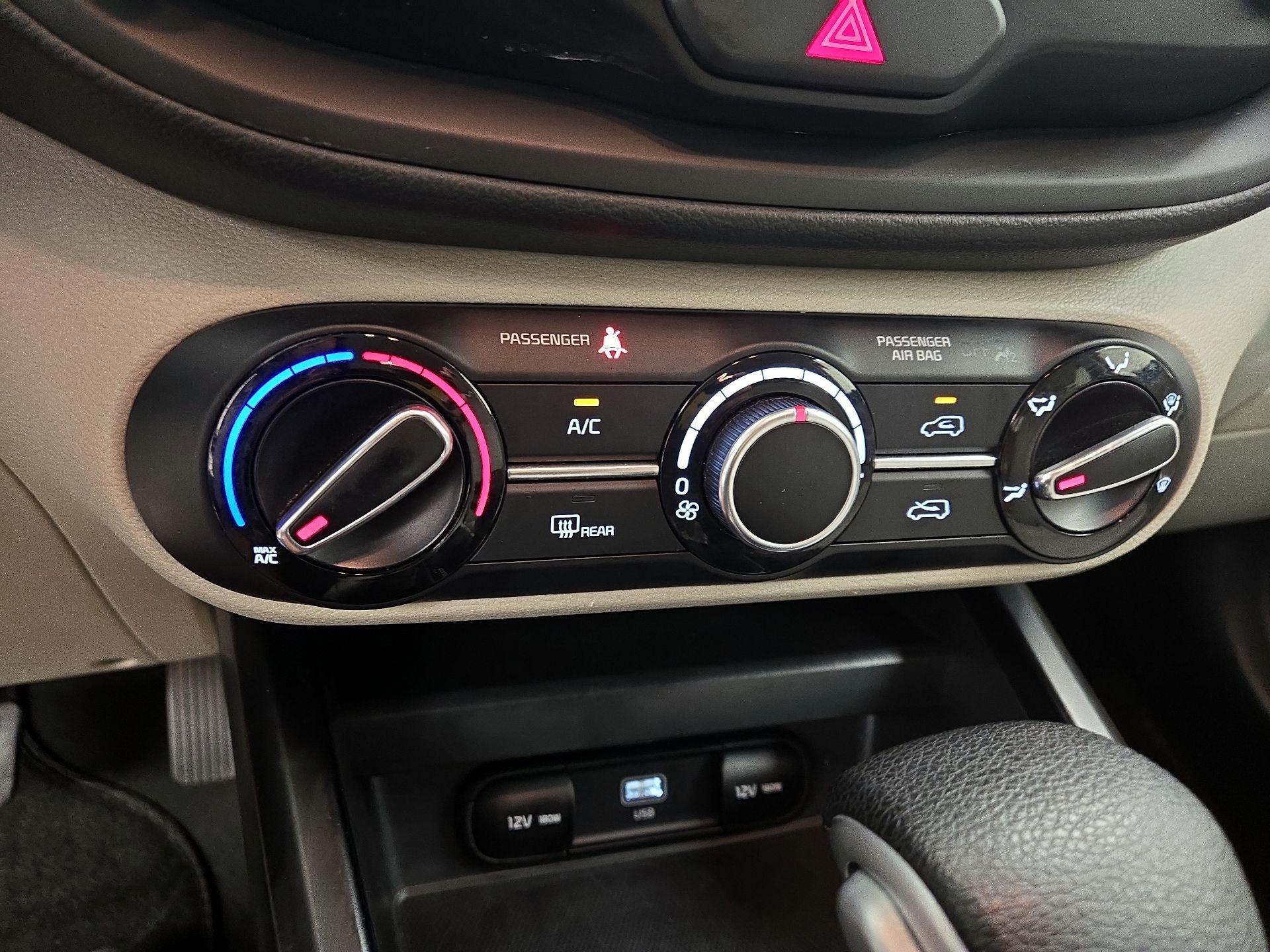 Thumbnail: 2024 Kia Soul - 16