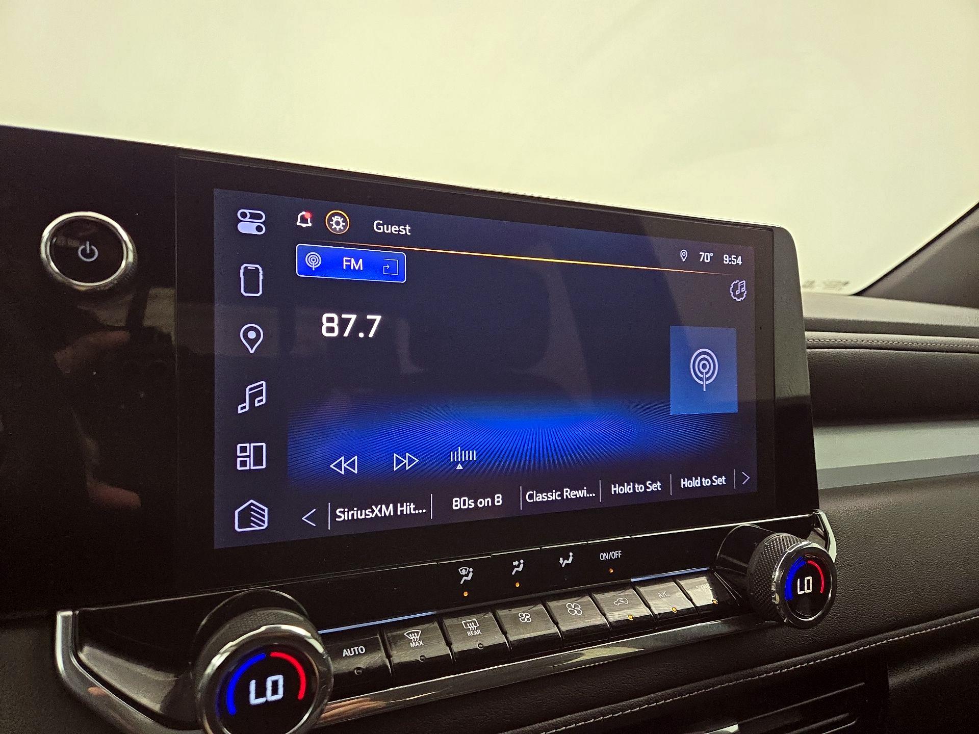 Thumbnail: 2024 Chevrolet Colorado - 15