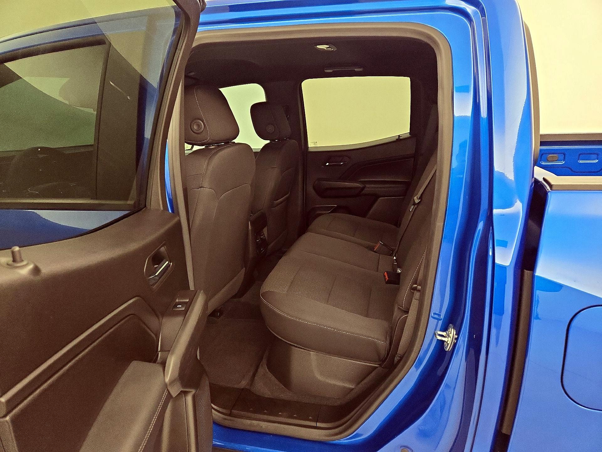 Thumbnail: 2024 Chevrolet Colorado - 19