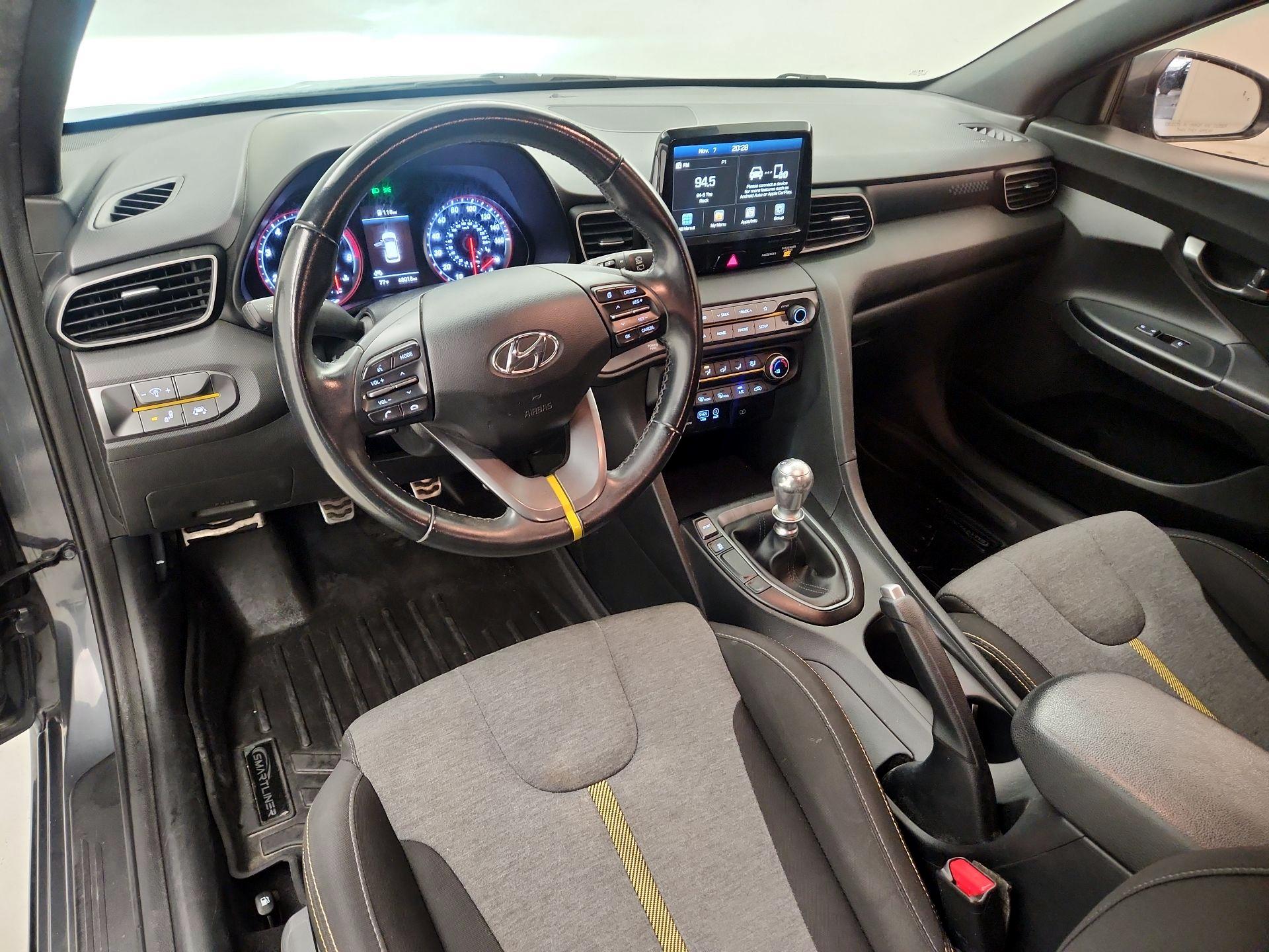 Thumbnail: 2020 Hyundai Veloster - 9