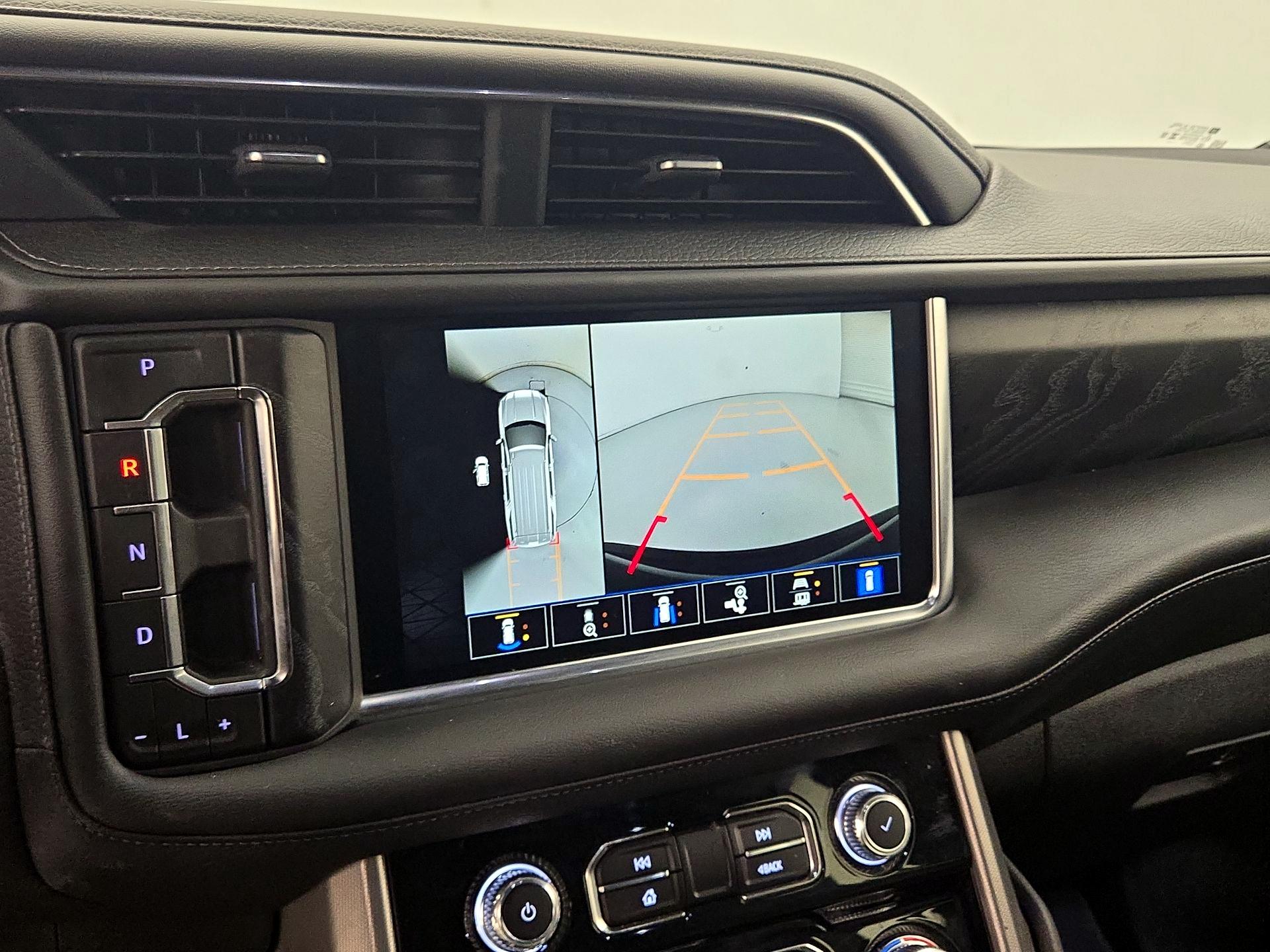 Thumbnail: 2024 GMC Yukon XL - 15