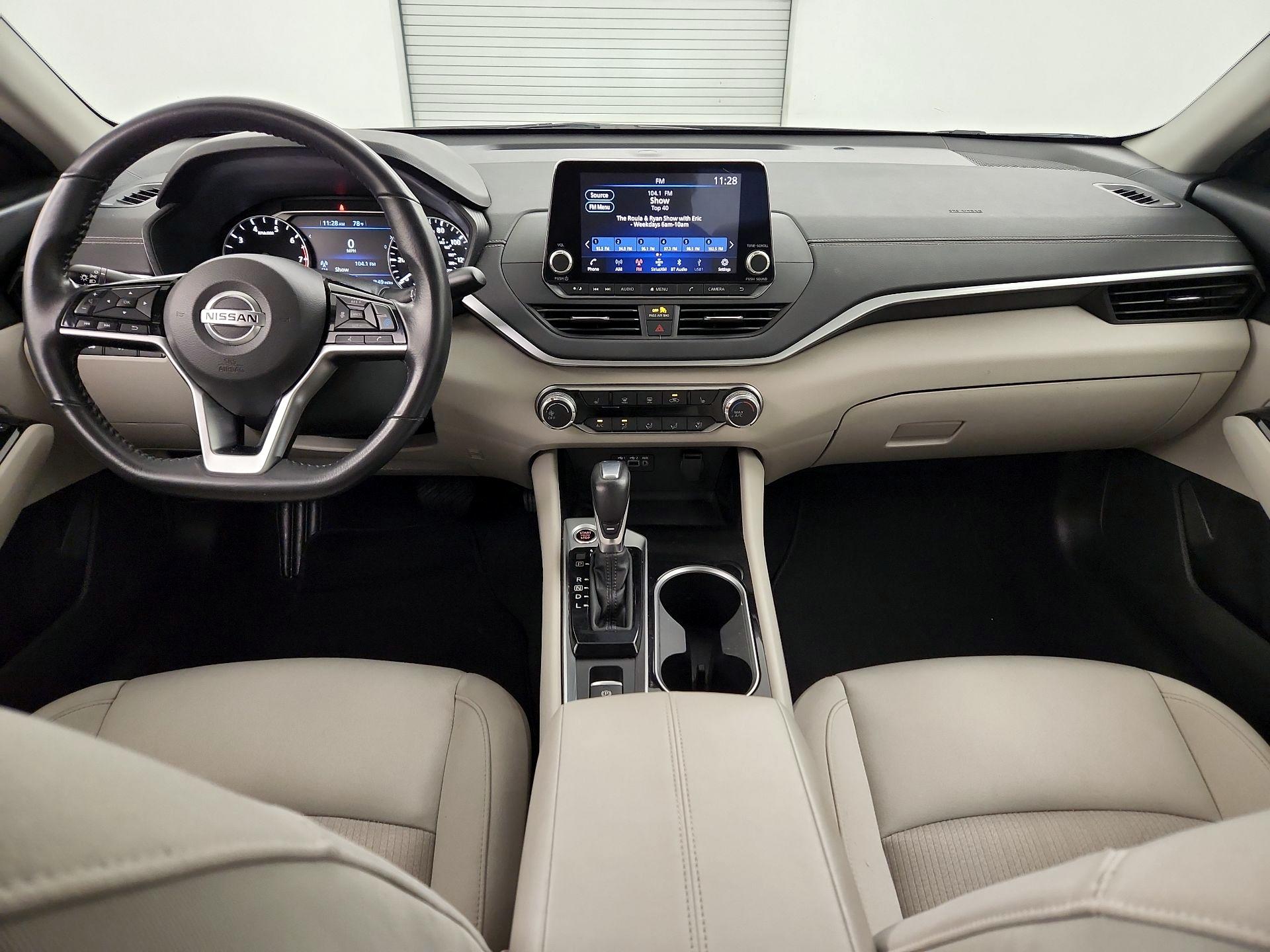 Thumbnail: 2022 Nissan Altima - 9