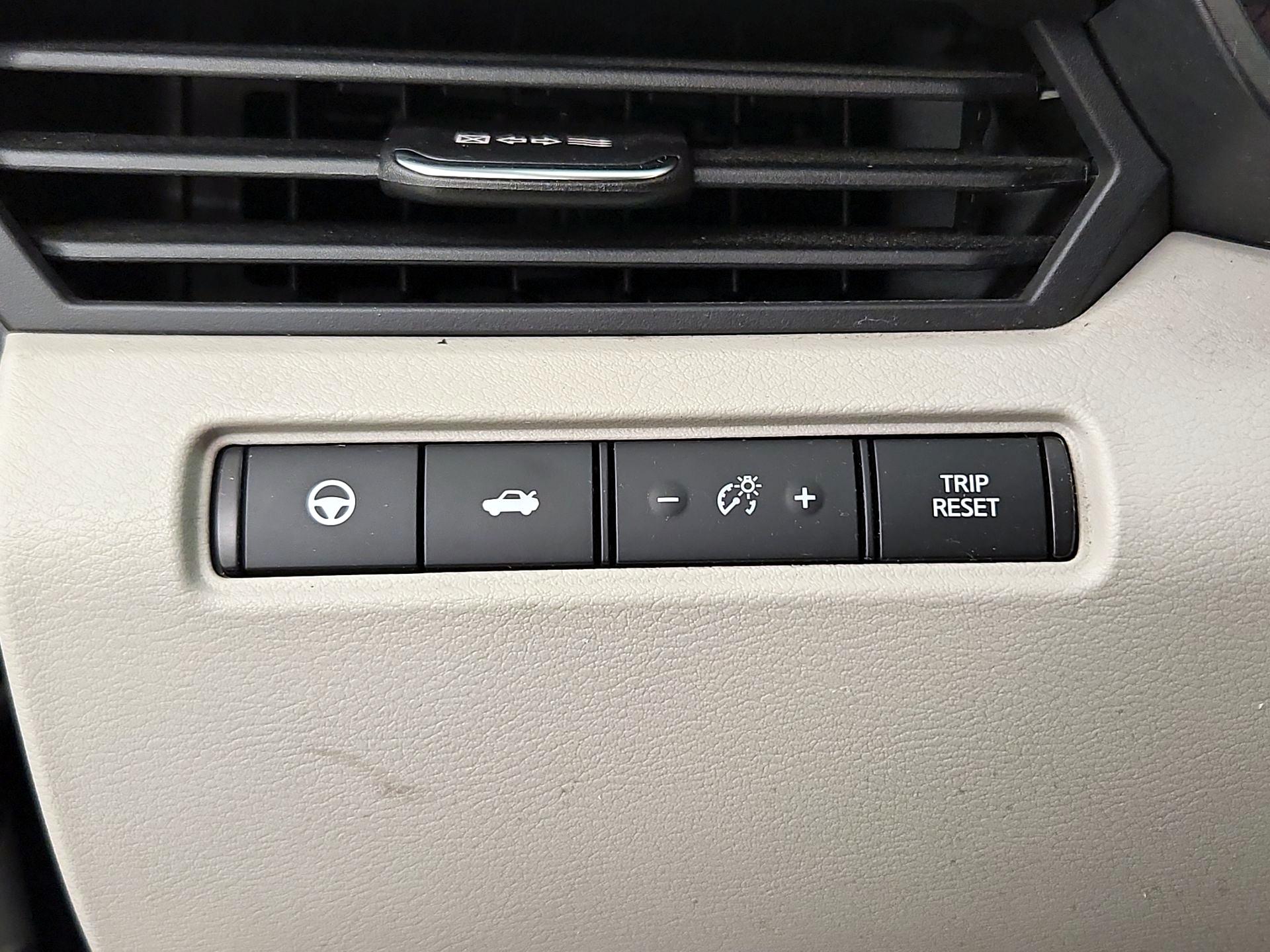 Thumbnail: 2022 Nissan Altima - 13