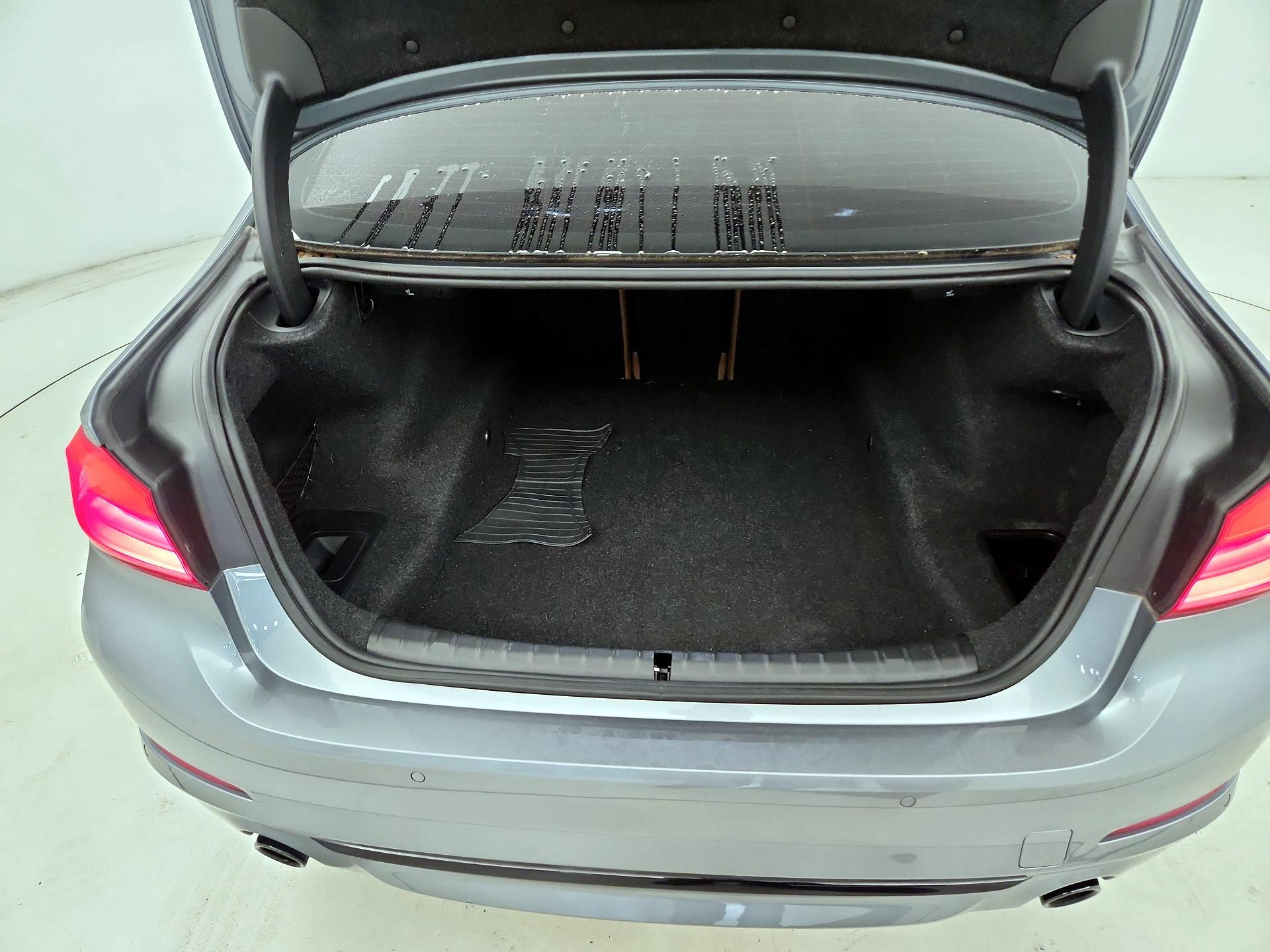 Thumbnail: 2020 BMW 5 Series - 16