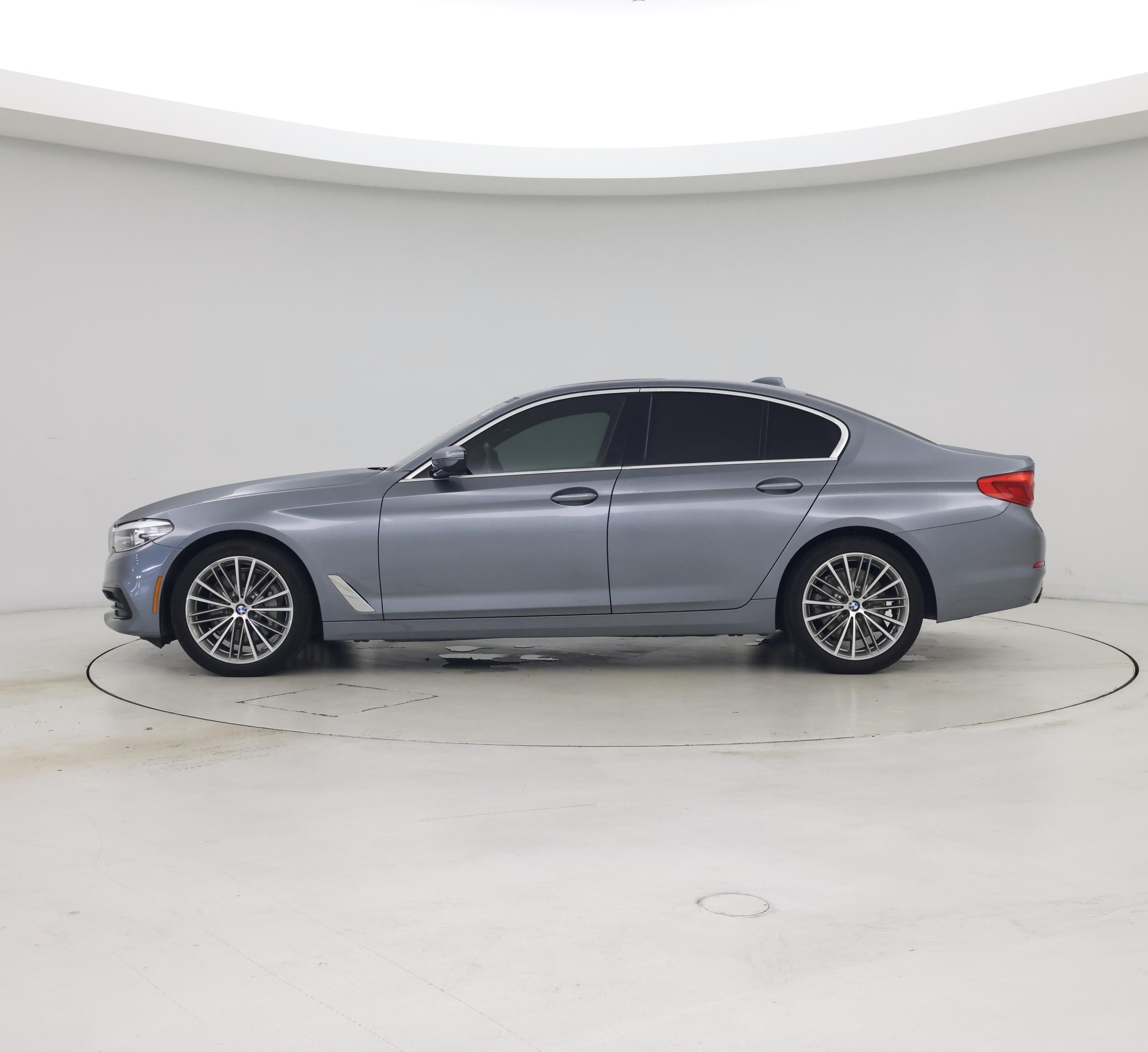 Thumbnail: 2020 BMW 5 Series - 3
