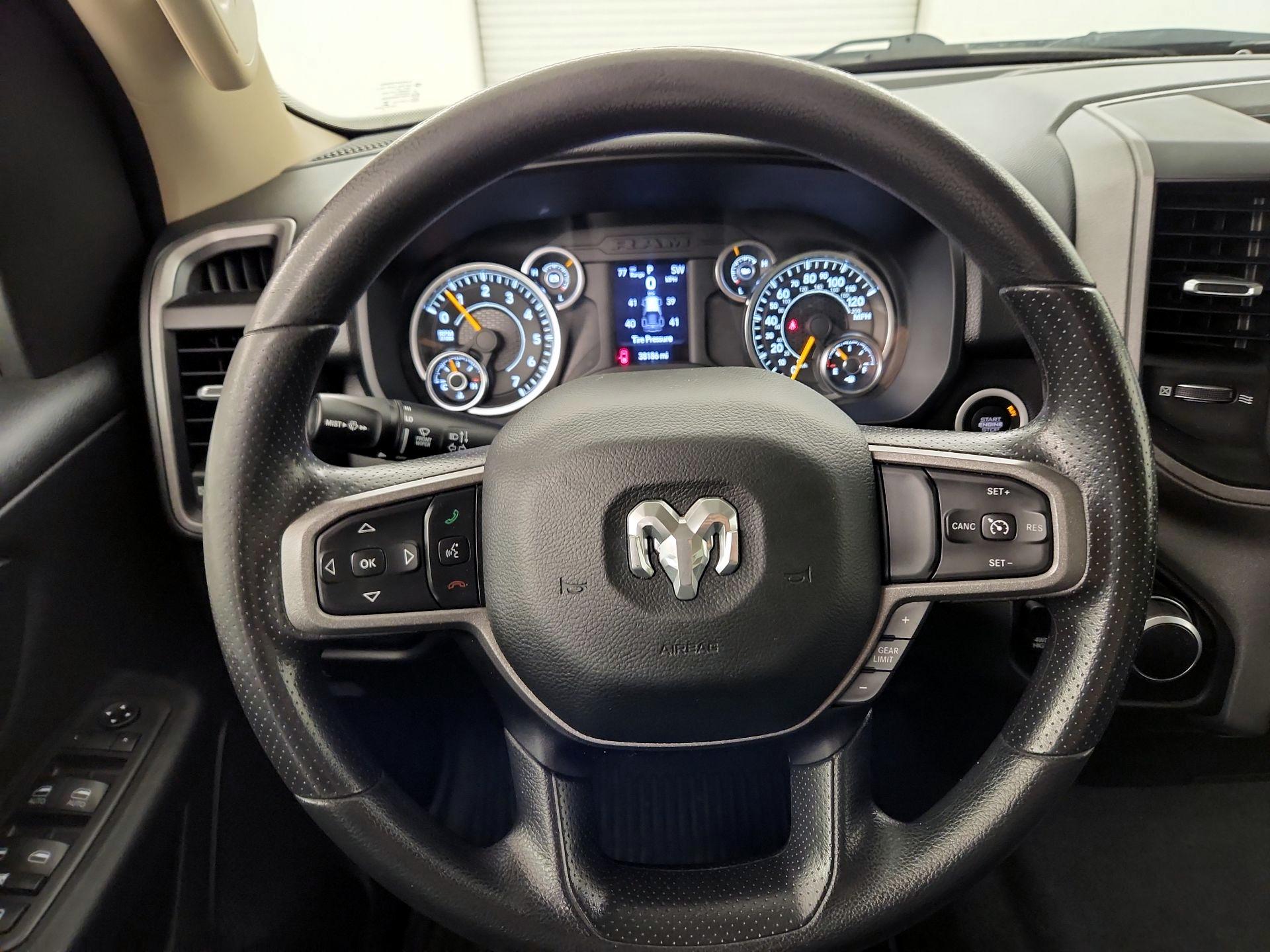 Thumbnail: 2021 RAM 1500 - 10