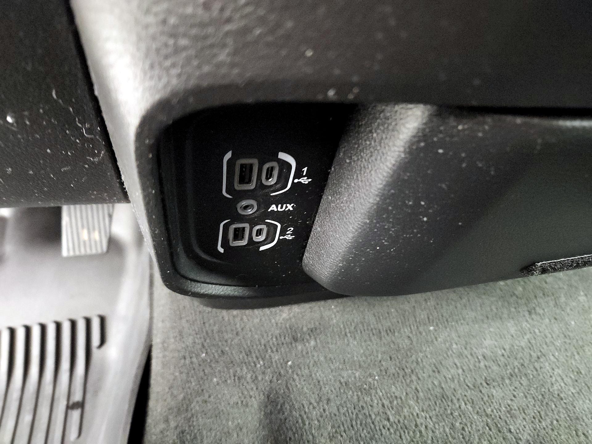 Thumbnail: 2021 RAM 1500 - 18