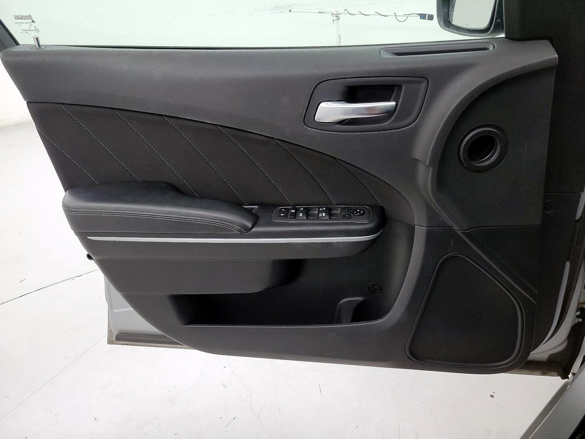 Thumbnail: 2022 Dodge Charger - 12