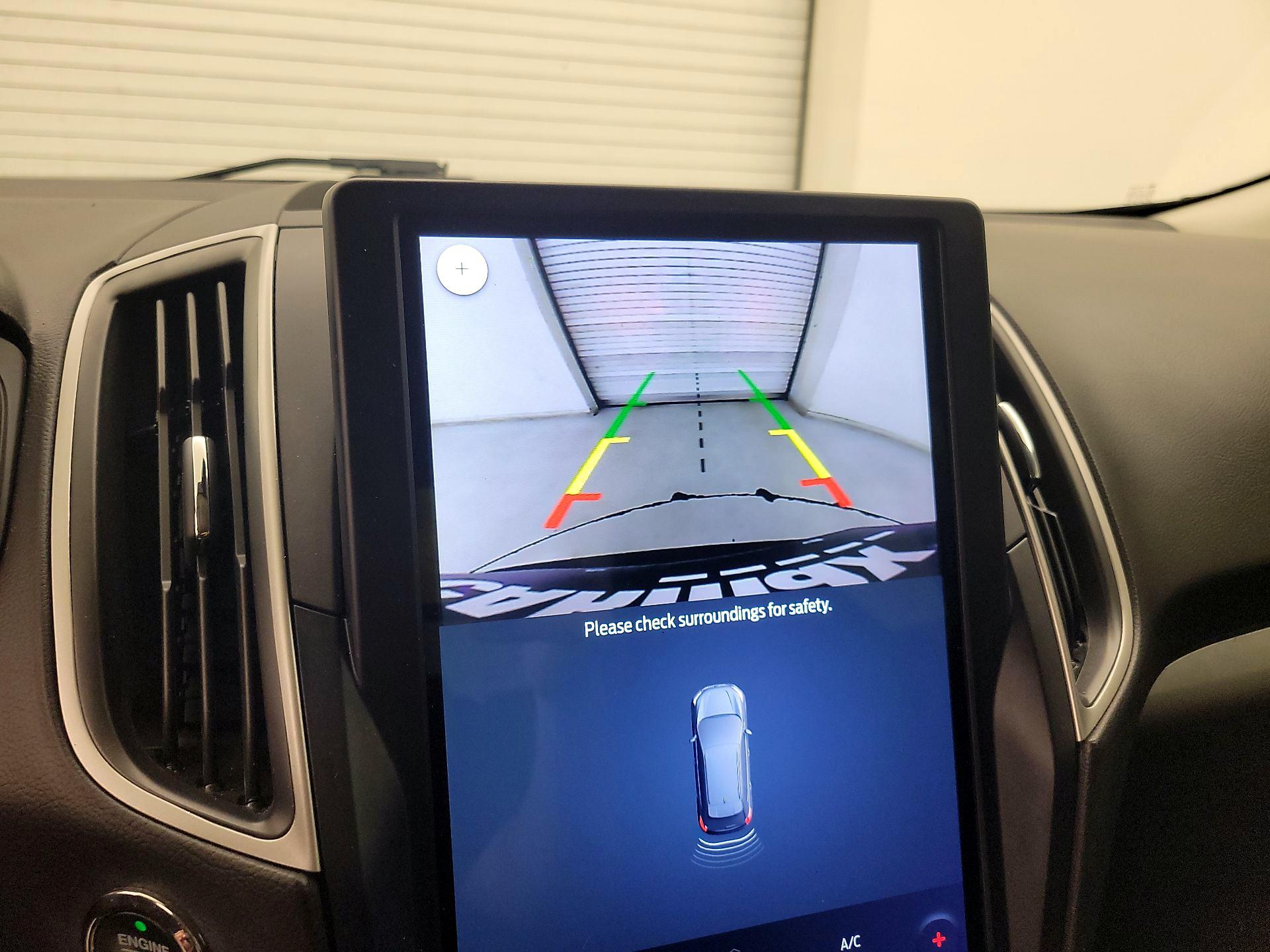 Thumbnail: 2023 Ford Edge - 14