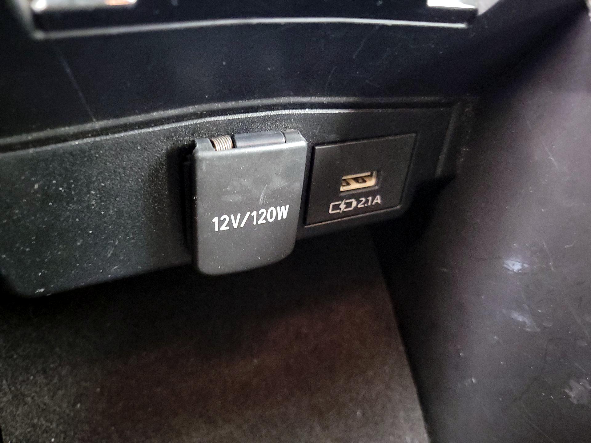 Thumbnail: 2021 Toyota Corolla - 18