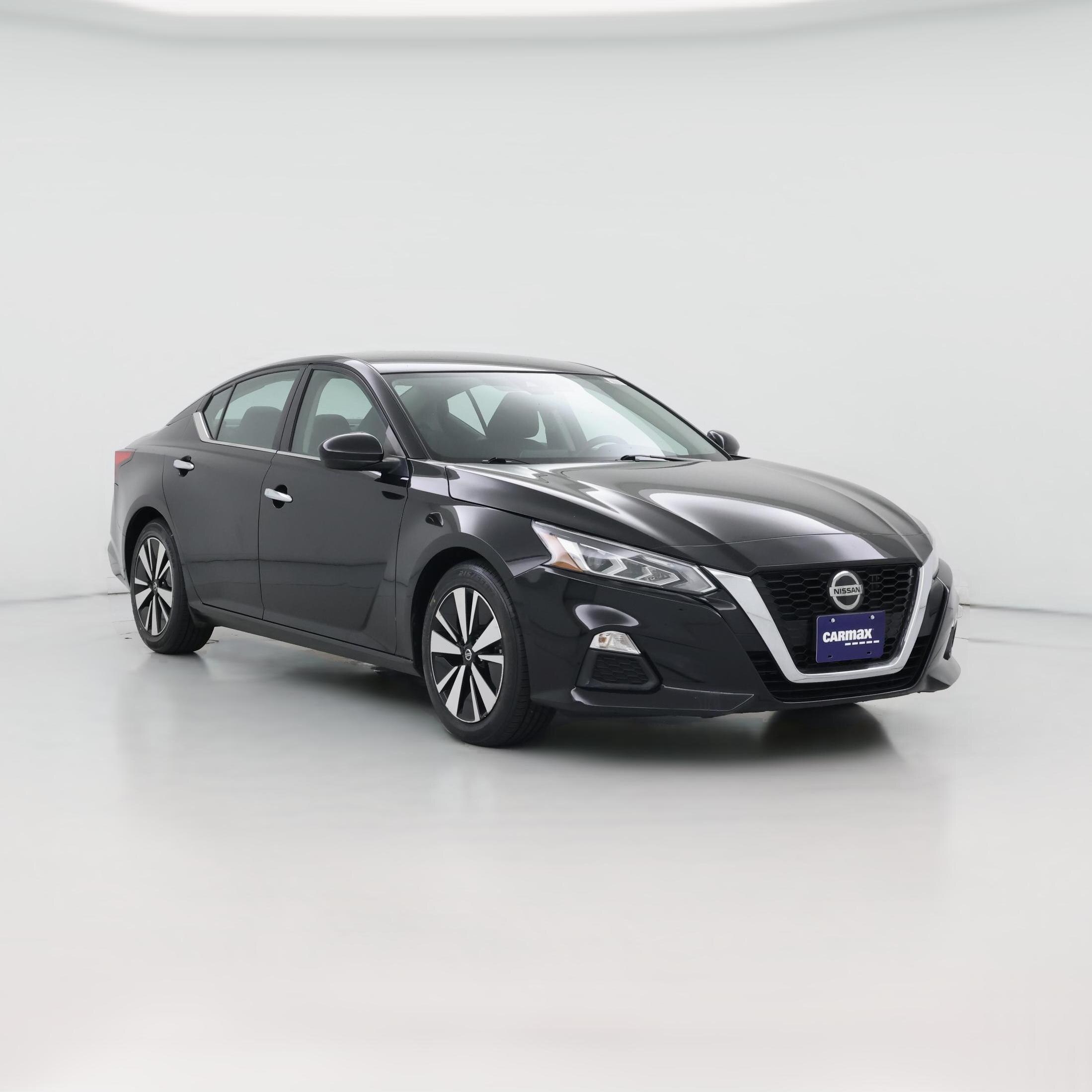 Thumbnail: 2022 Nissan Altima - 1