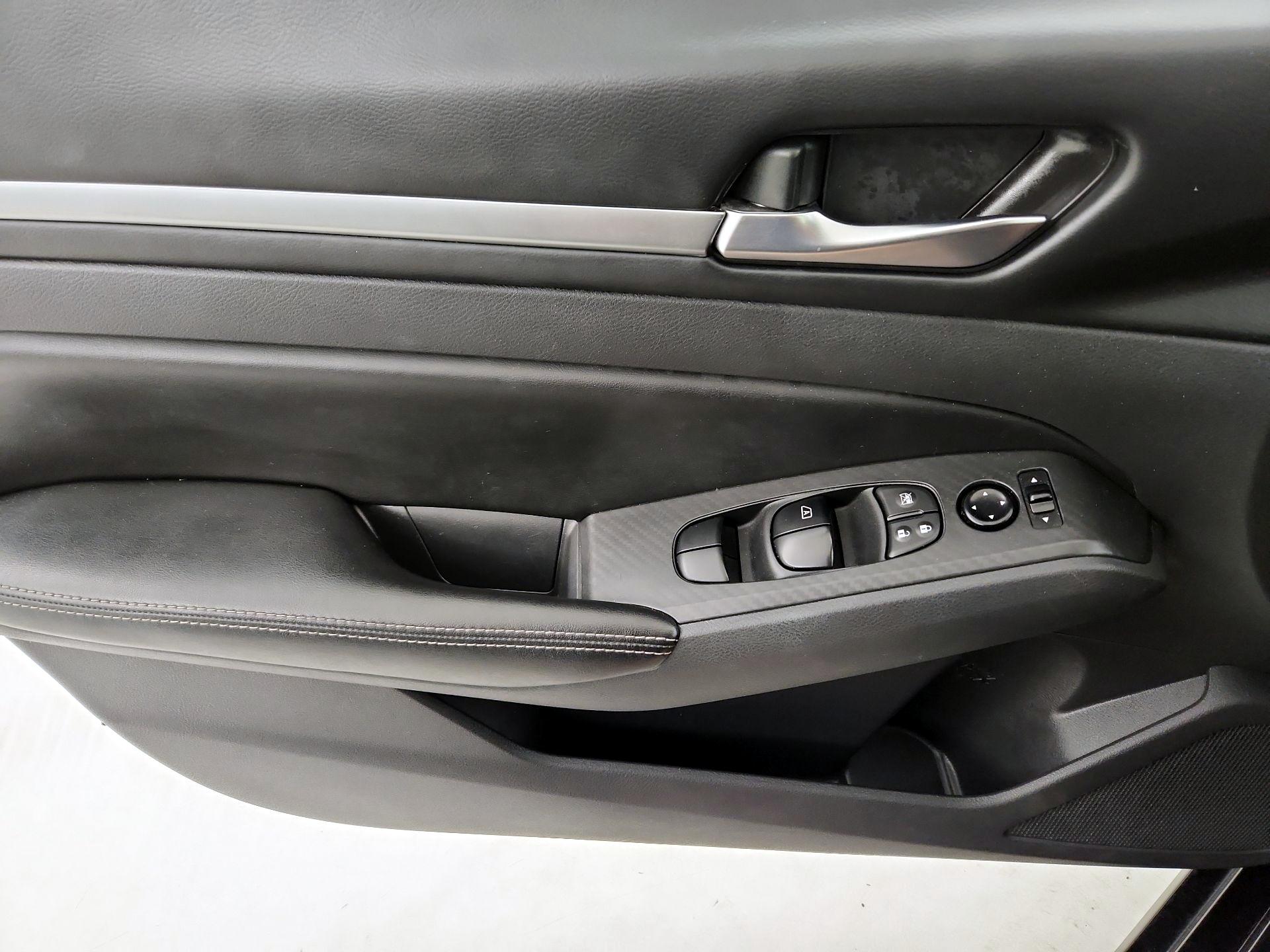 Thumbnail: 2022 Nissan Altima - 12