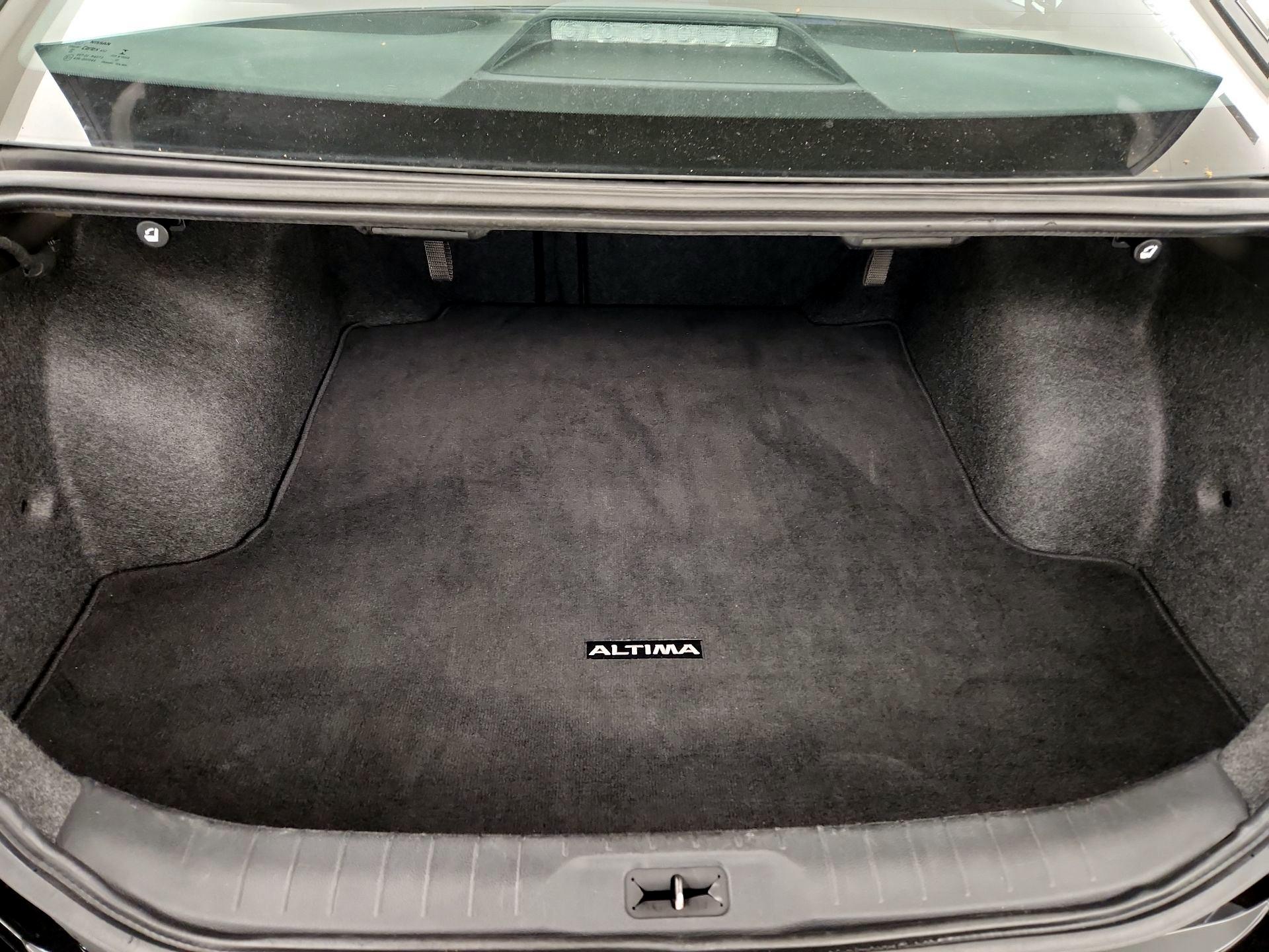 Thumbnail: 2022 Nissan Altima - 20