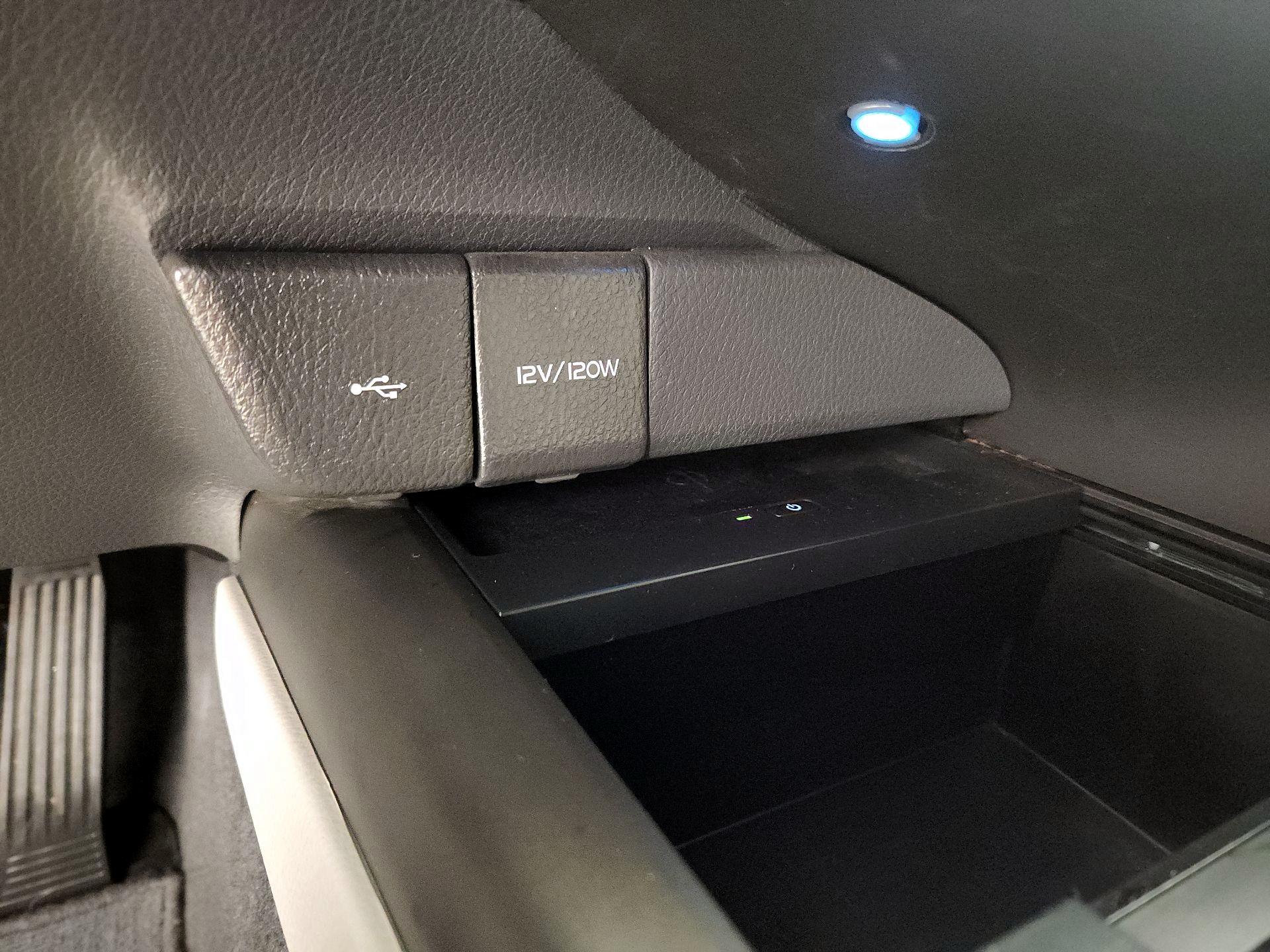 Thumbnail: 2024 Toyota Camry - 18