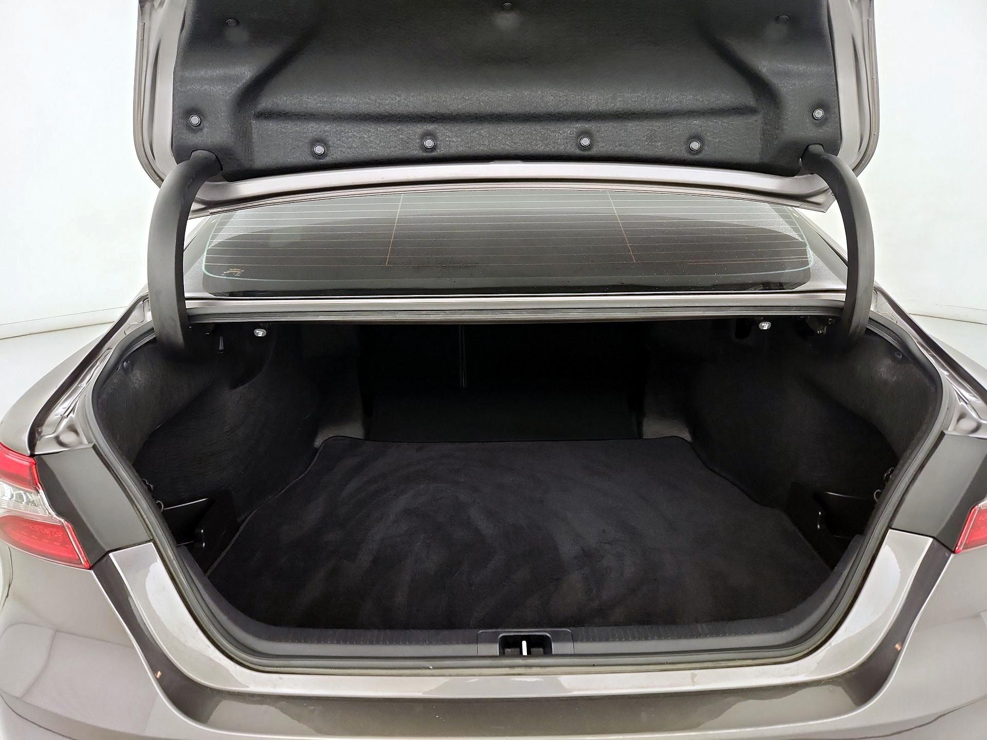 Thumbnail: 2024 Toyota Camry - 20