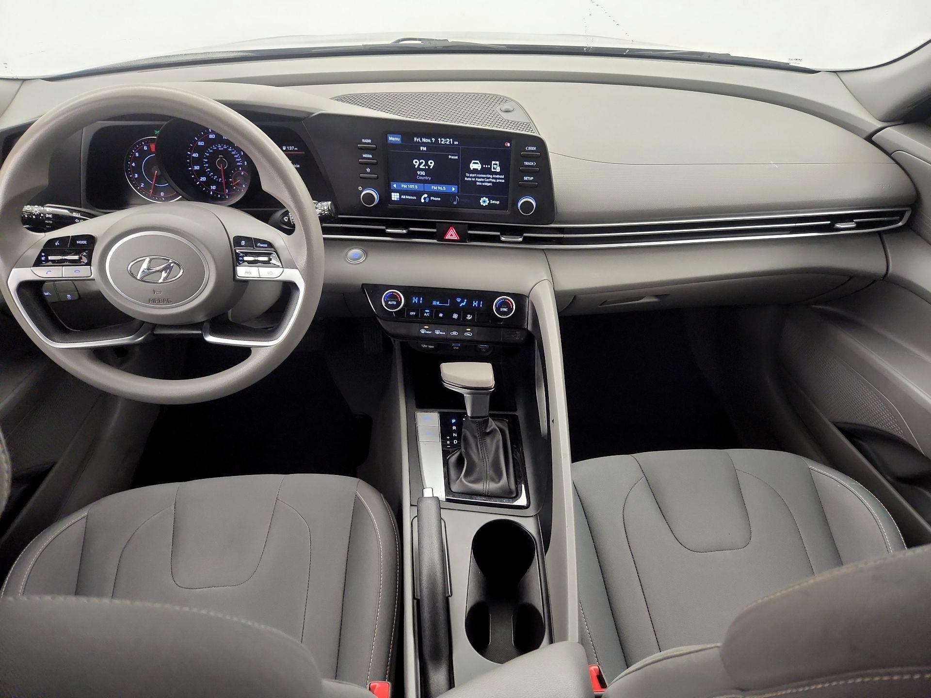 Thumbnail: 2021 Hyundai Elantra - 9