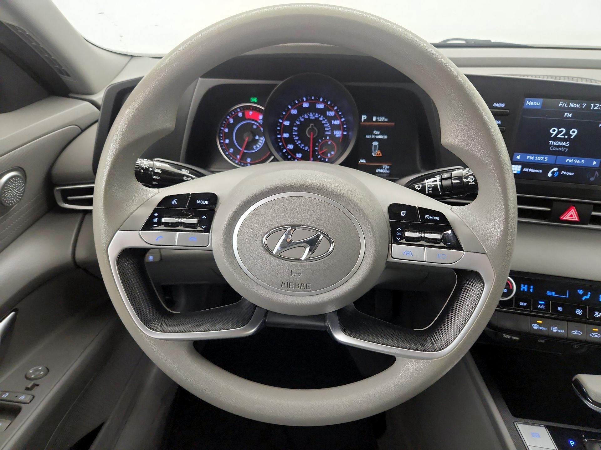 Thumbnail: 2021 Hyundai Elantra - 10