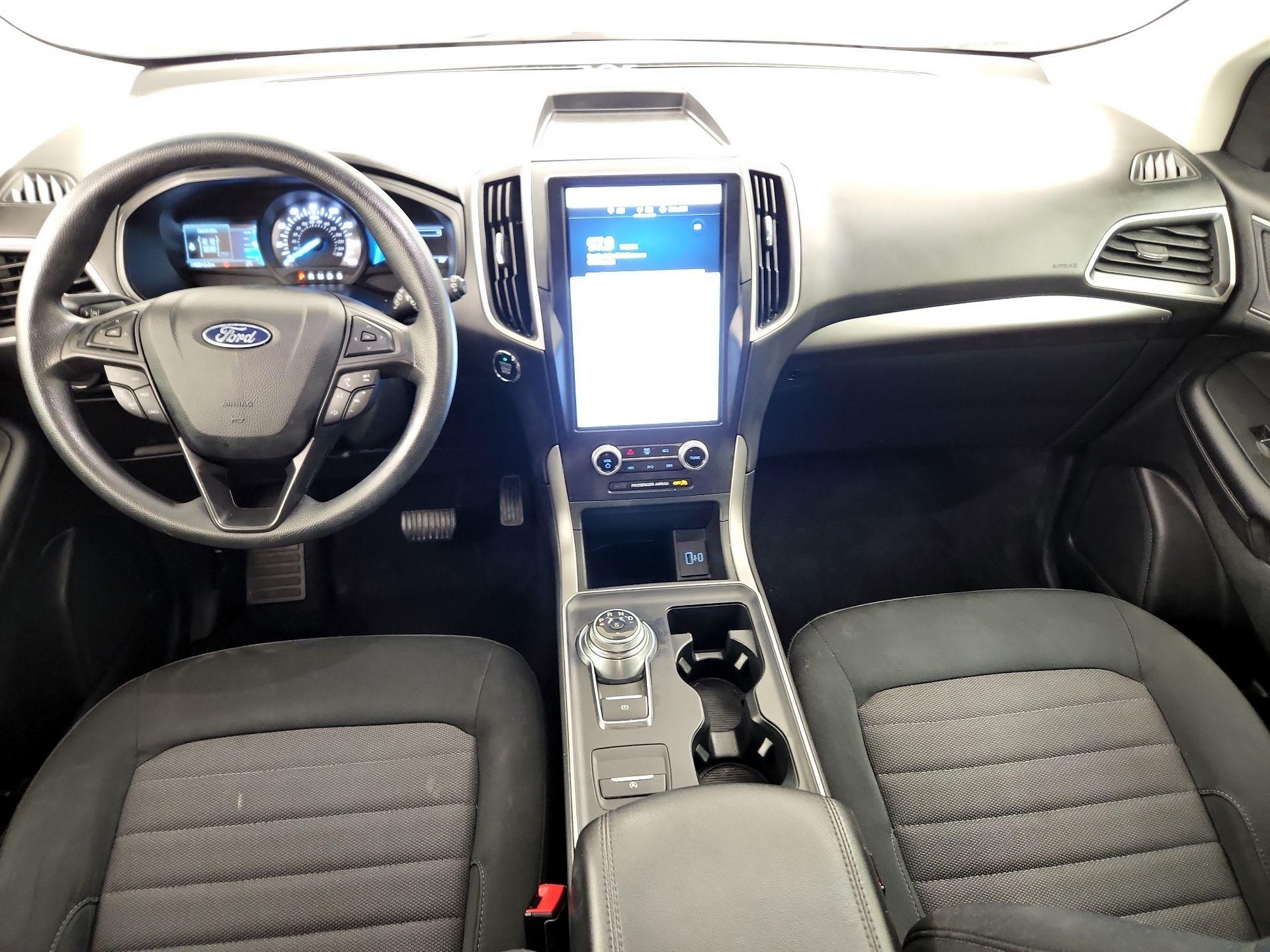 Thumbnail: 2022 Ford Edge - 9