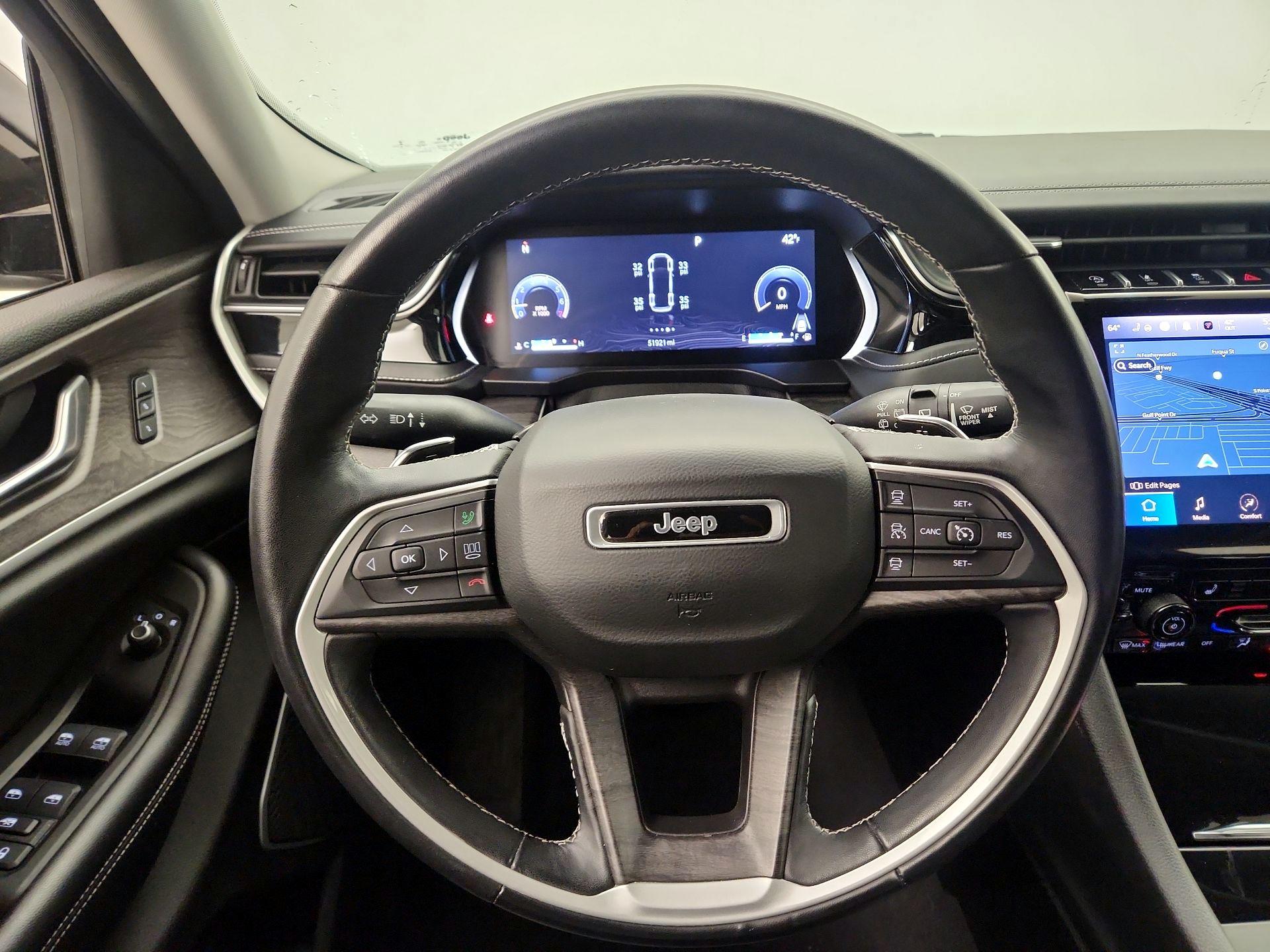 Thumbnail: 2022 Jeep Grand Cherokee - 10