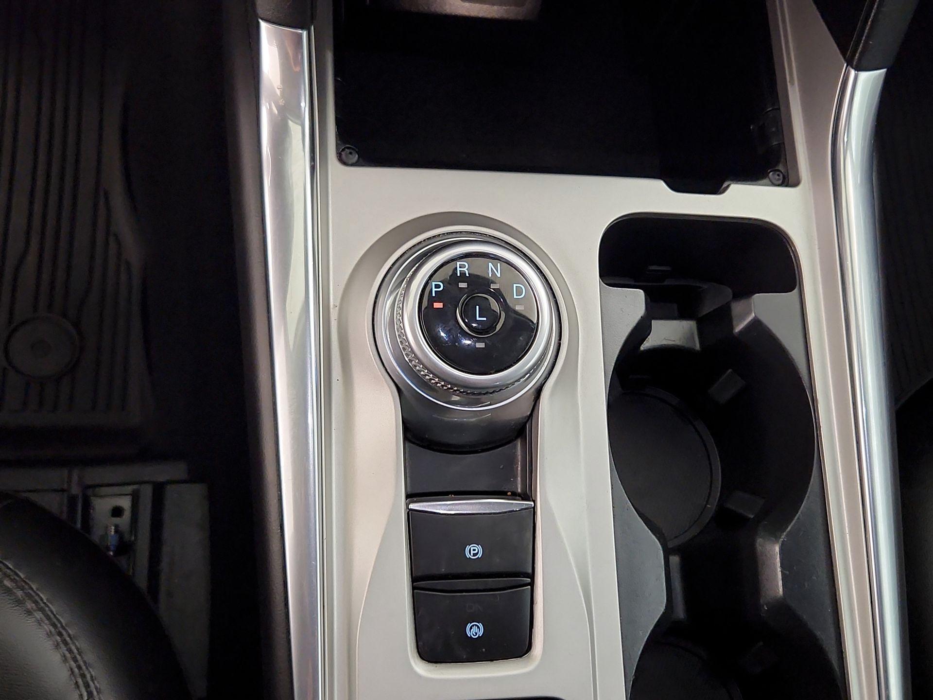 Thumbnail: 2023 Ford Explorer - 17