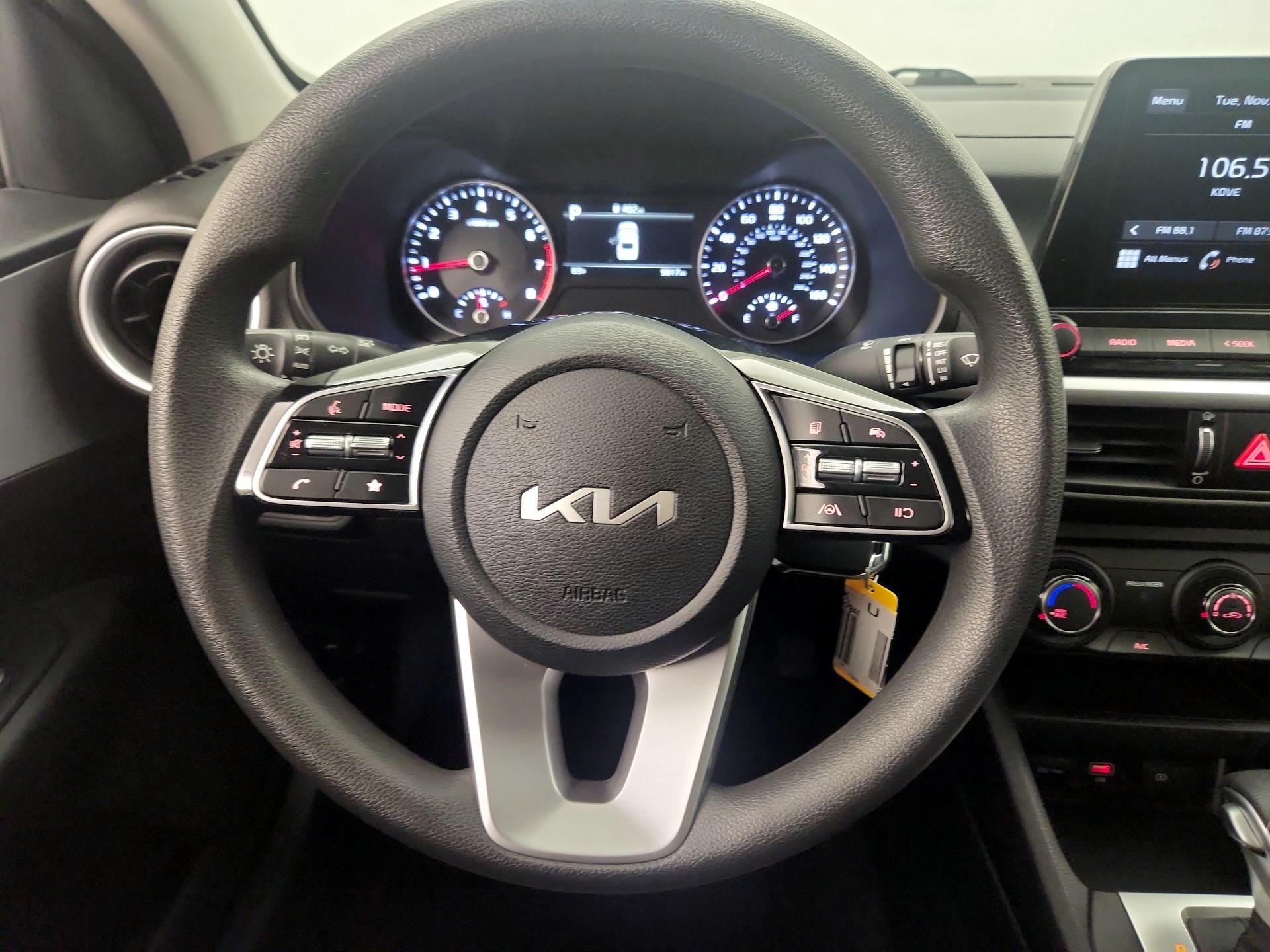 Thumbnail: 2024 Kia Forte - 10