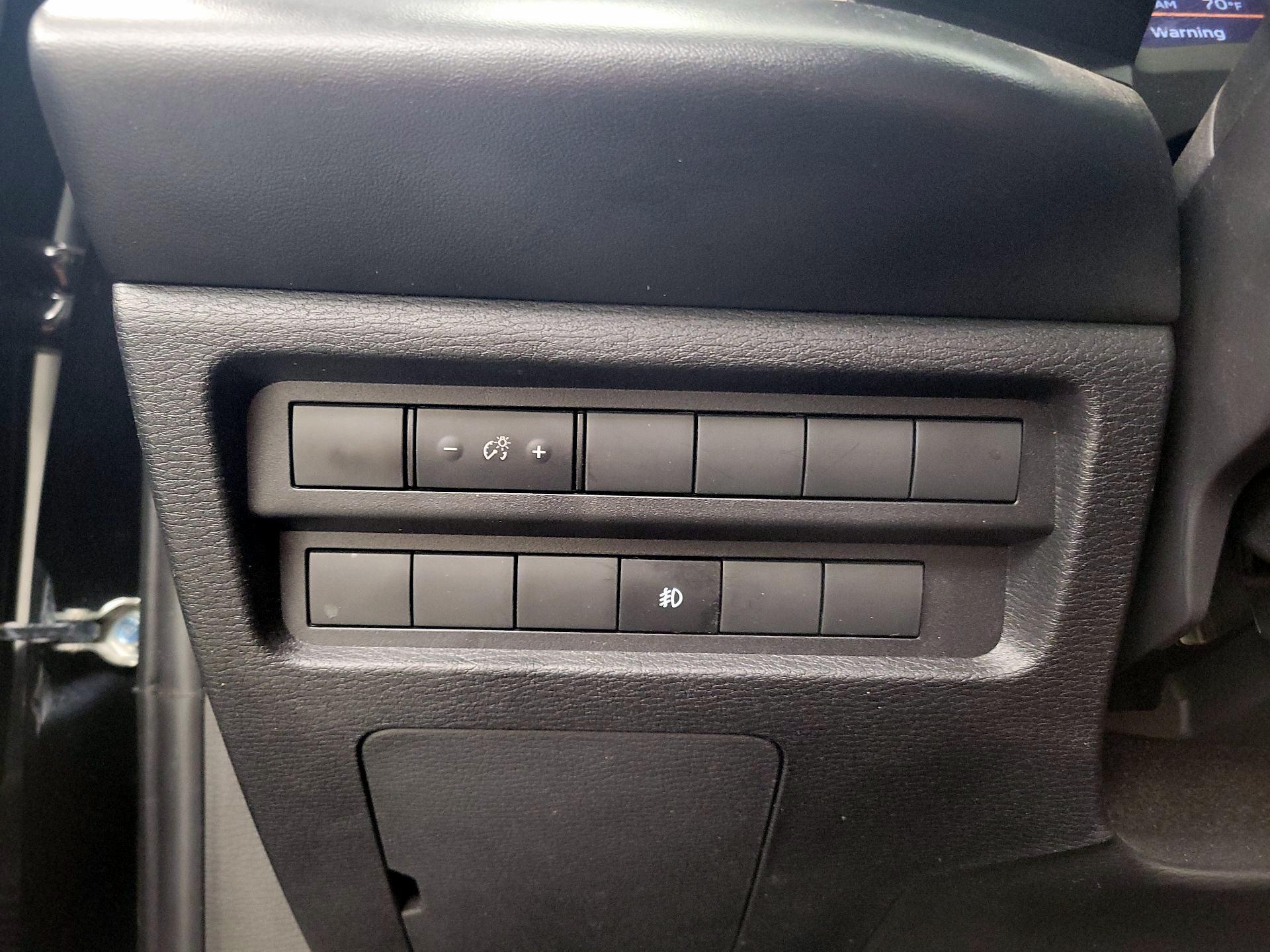 Thumbnail: 2022 Mitsubishi Outlander - 13