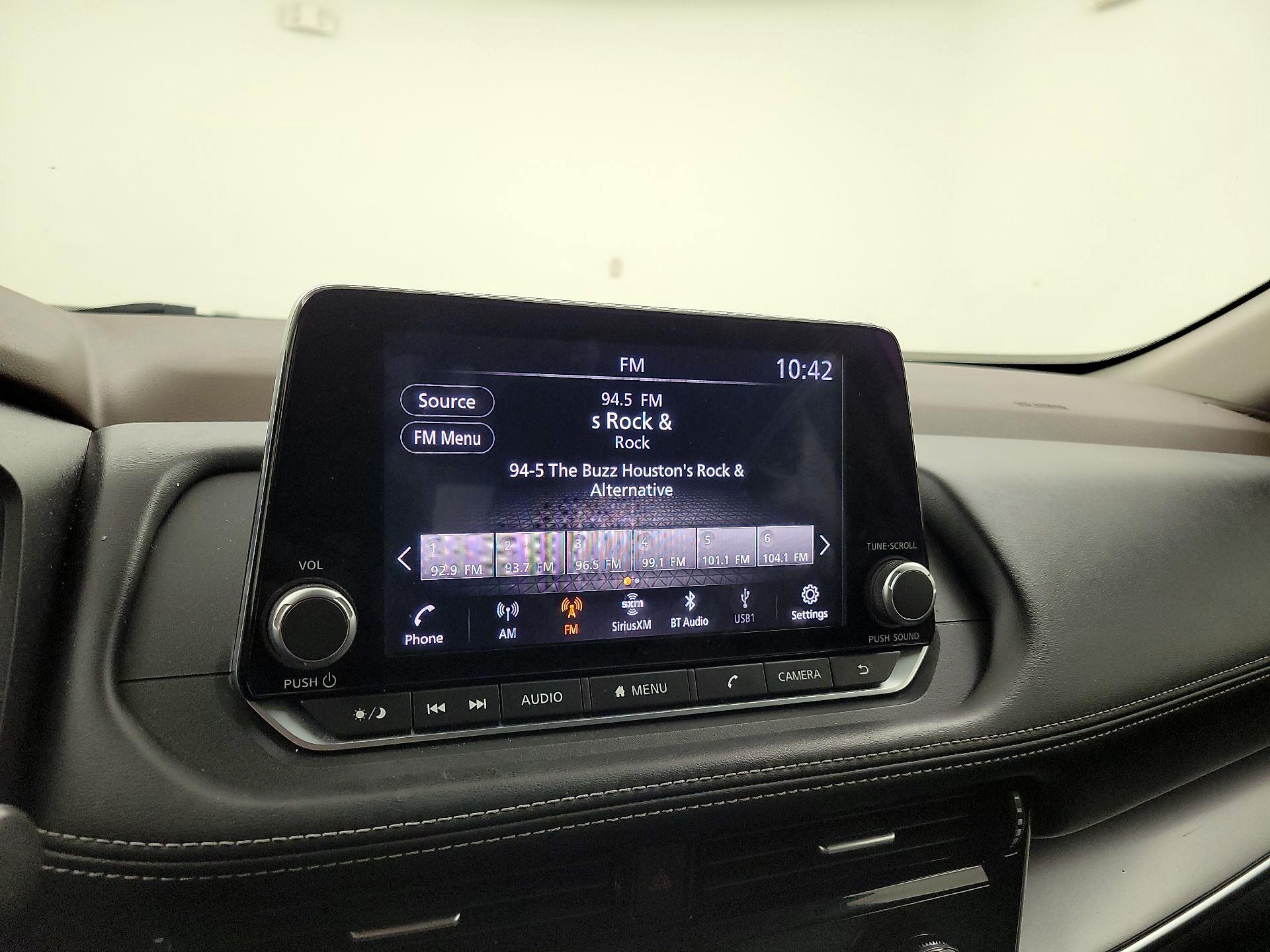 Thumbnail: 2022 Nissan Rogue - 15