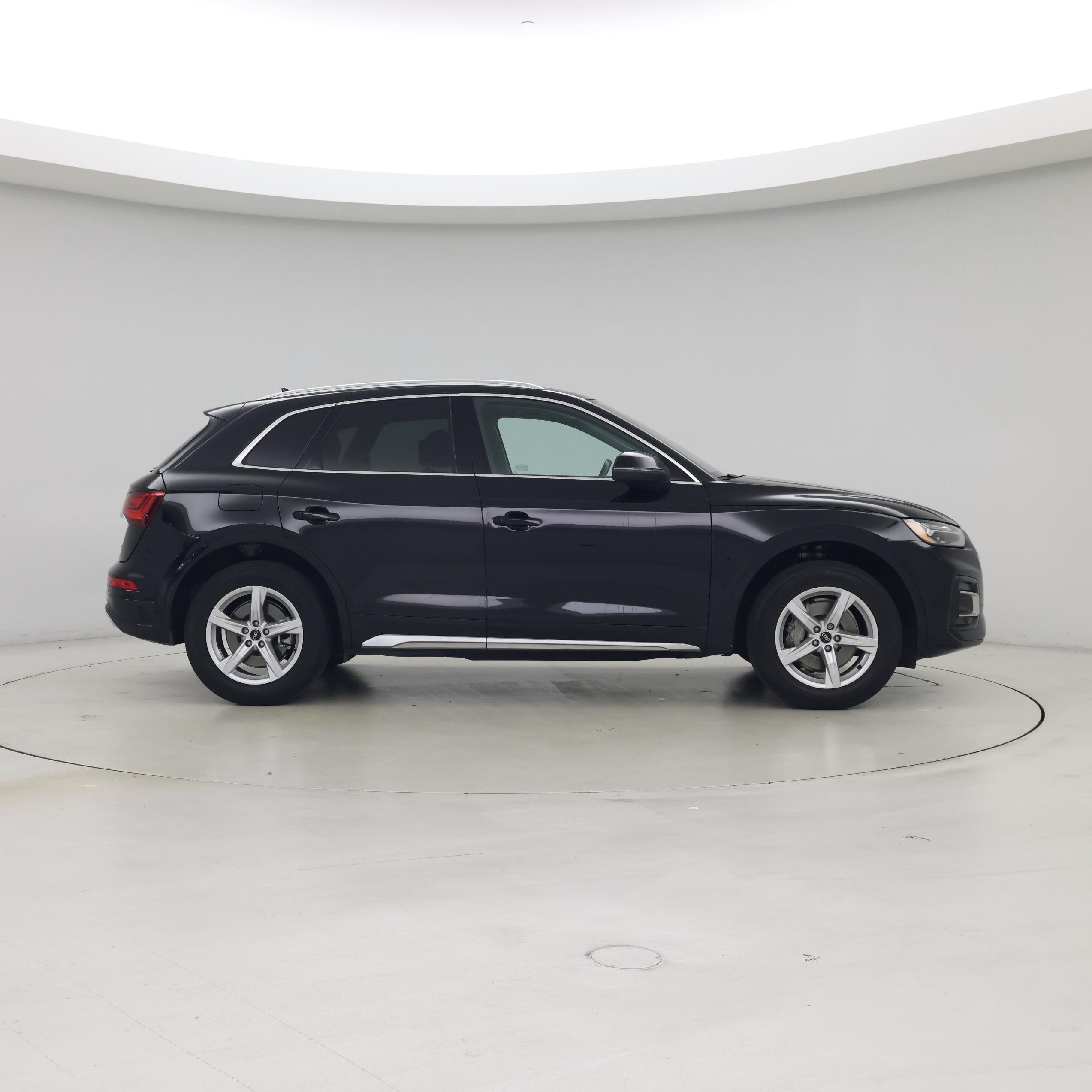 Thumbnail: 2021 Audi Q5 - 7