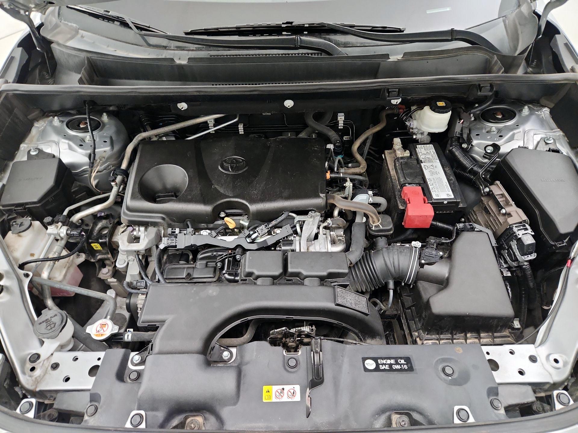 Thumbnail: 2020 Toyota RAV4 - 17