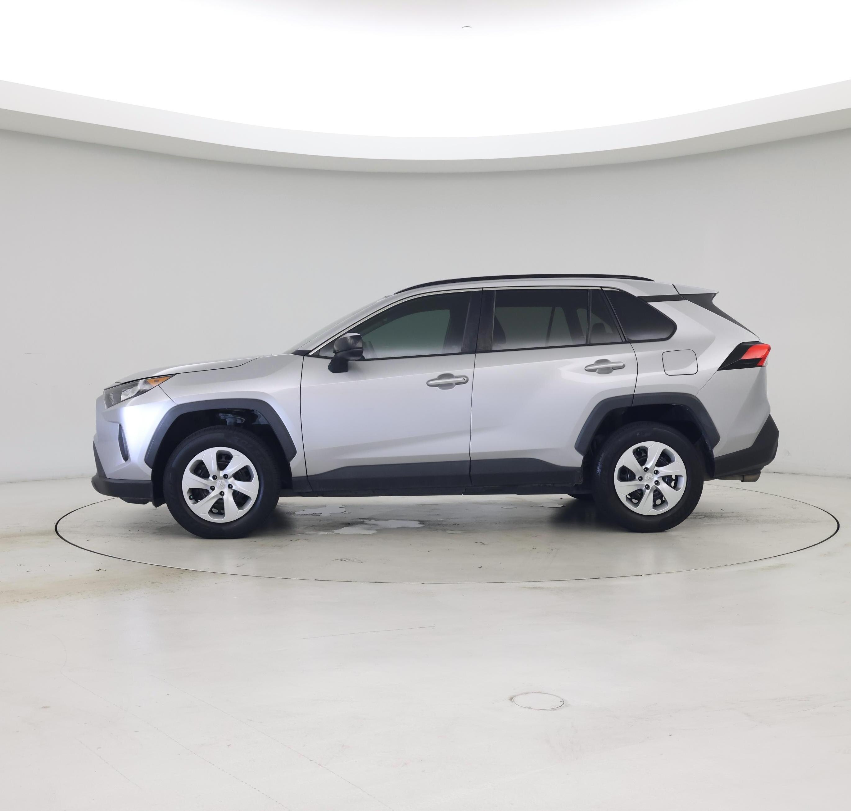 Thumbnail: 2020 Toyota RAV4 - 3