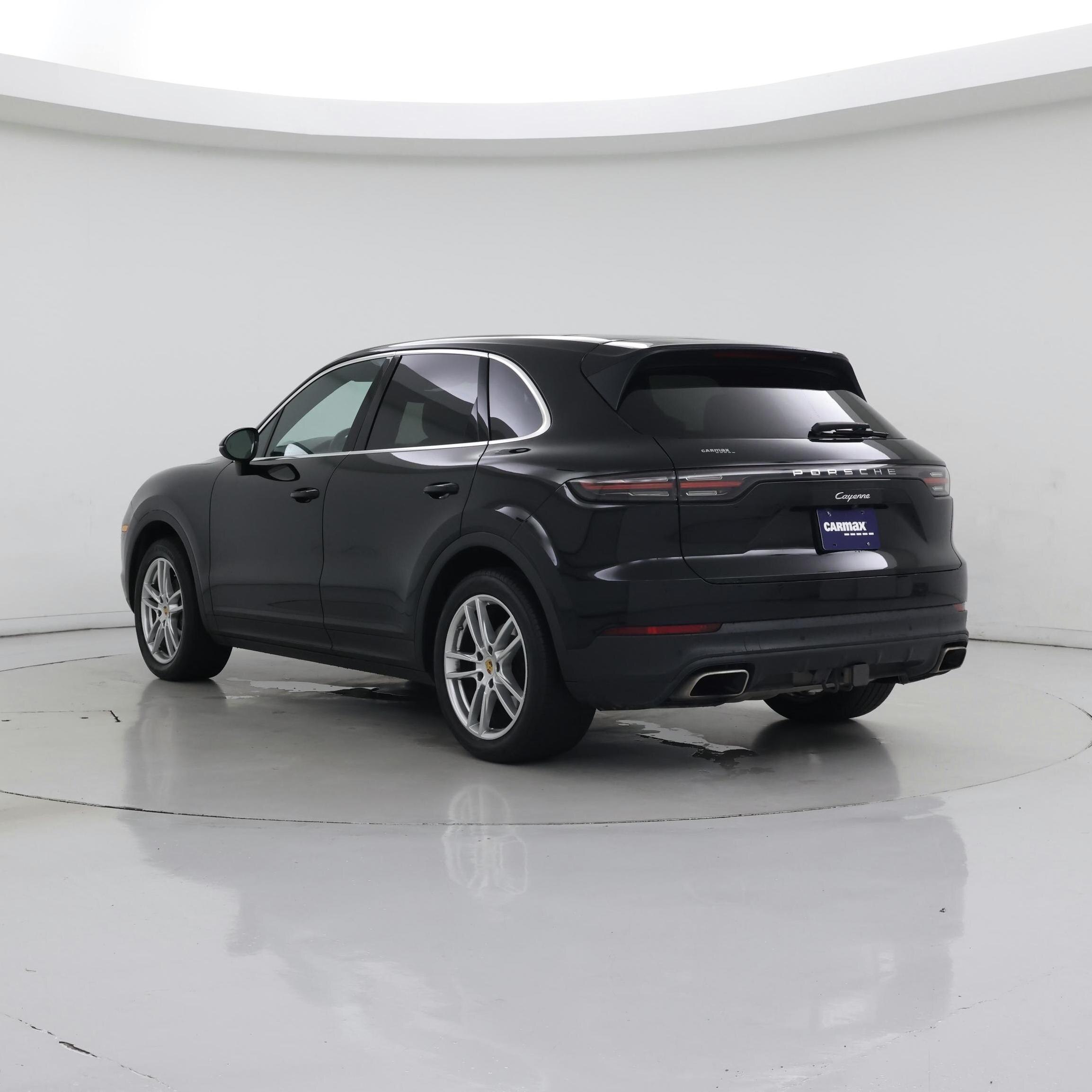 Thumbnail: 2020 Porsche Cayenne - 2