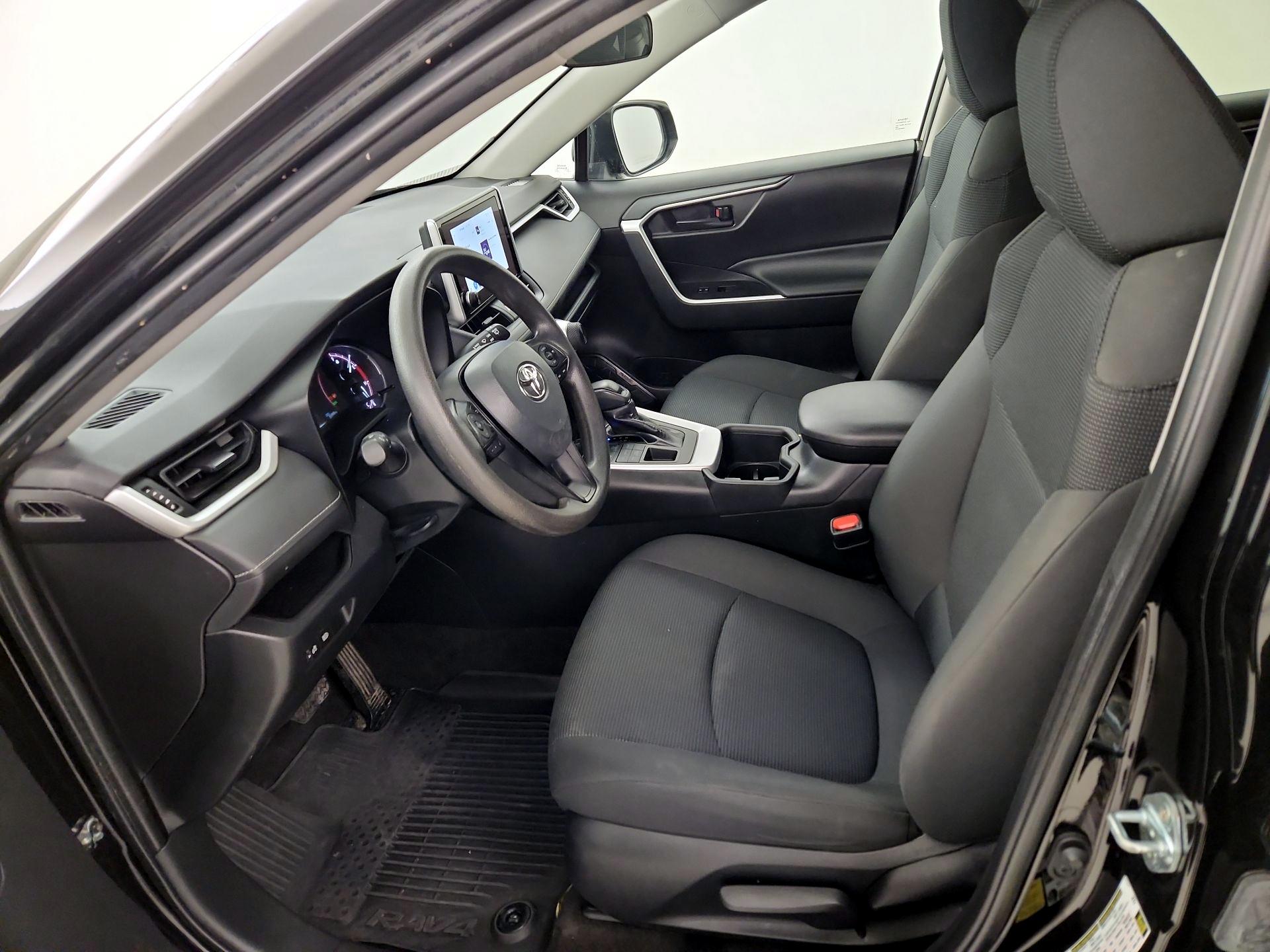 Thumbnail: 2023 Toyota RAV4 - 11