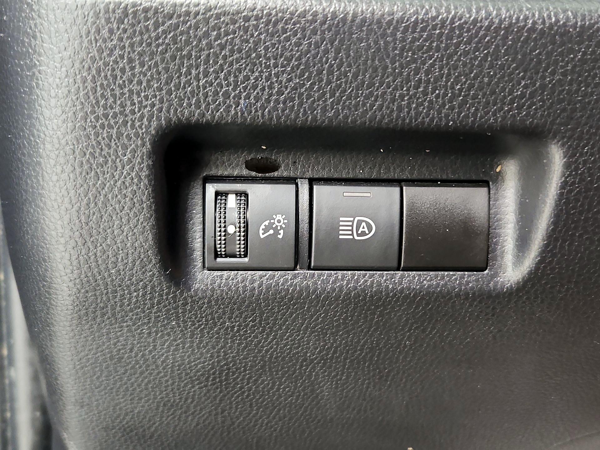 Thumbnail: 2023 Toyota RAV4 - 13