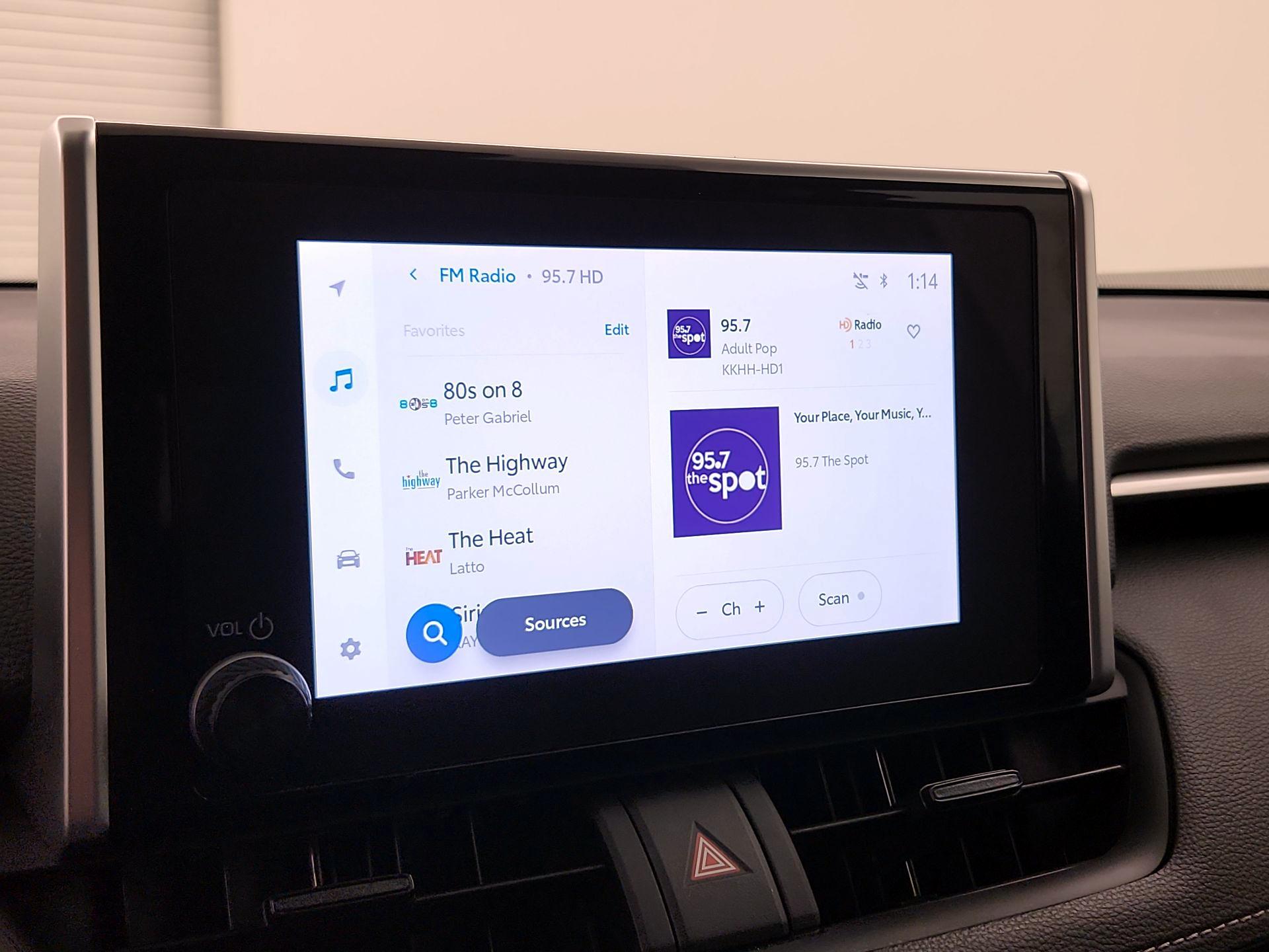 Thumbnail: 2023 Toyota RAV4 - 15