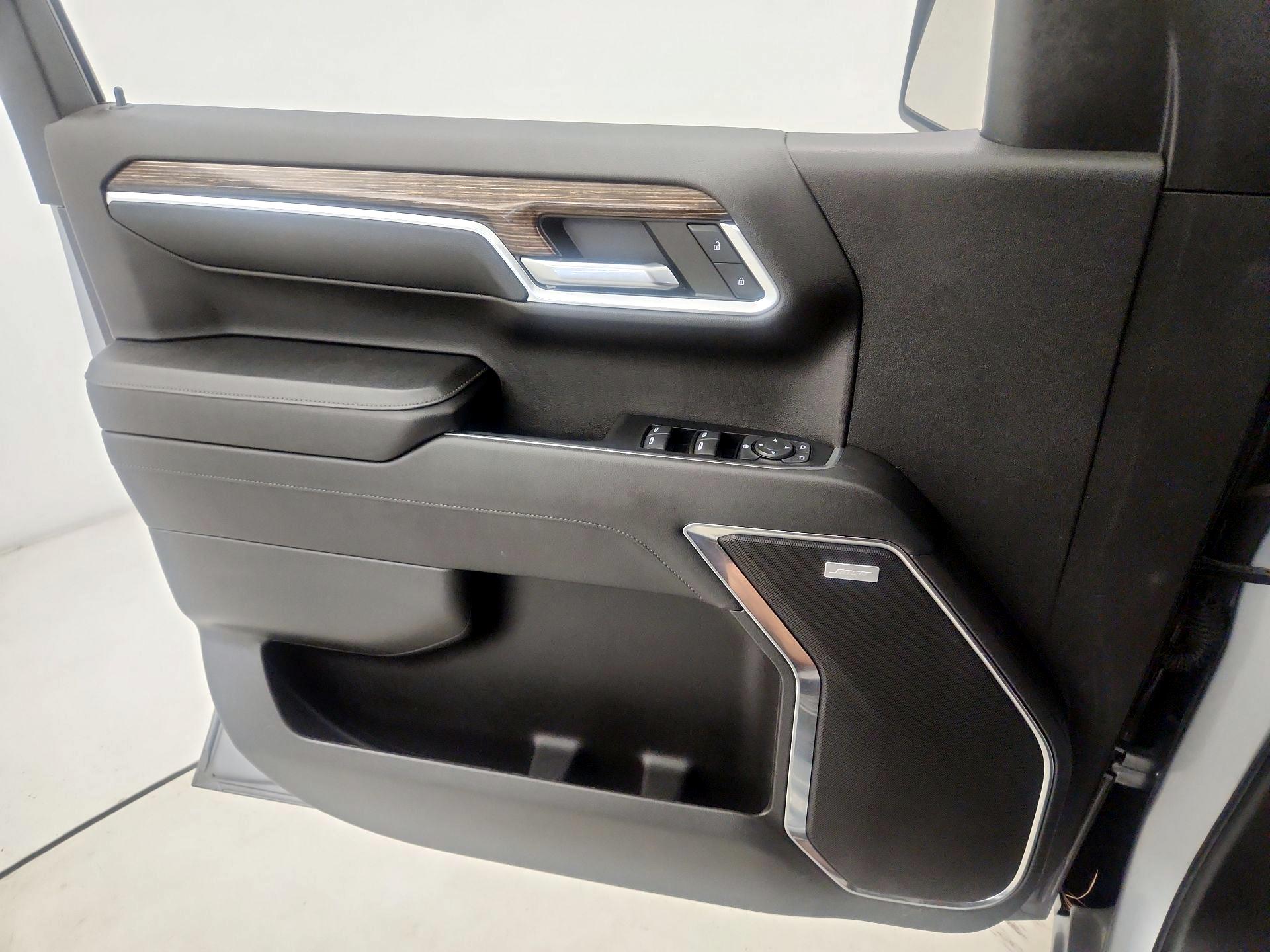 Thumbnail: 2023 GMC Sierra 1500 - 12