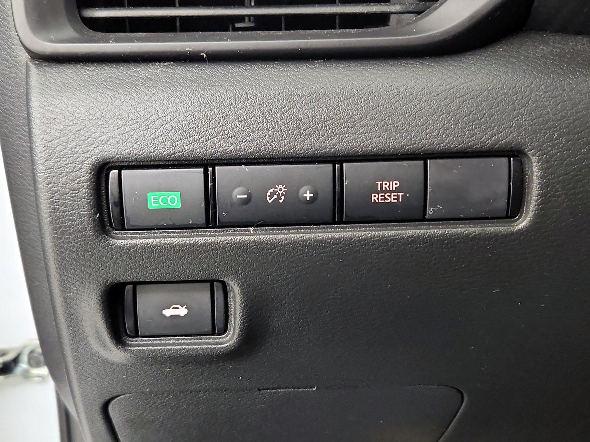 Thumbnail: 2023 Nissan Sentra - 13