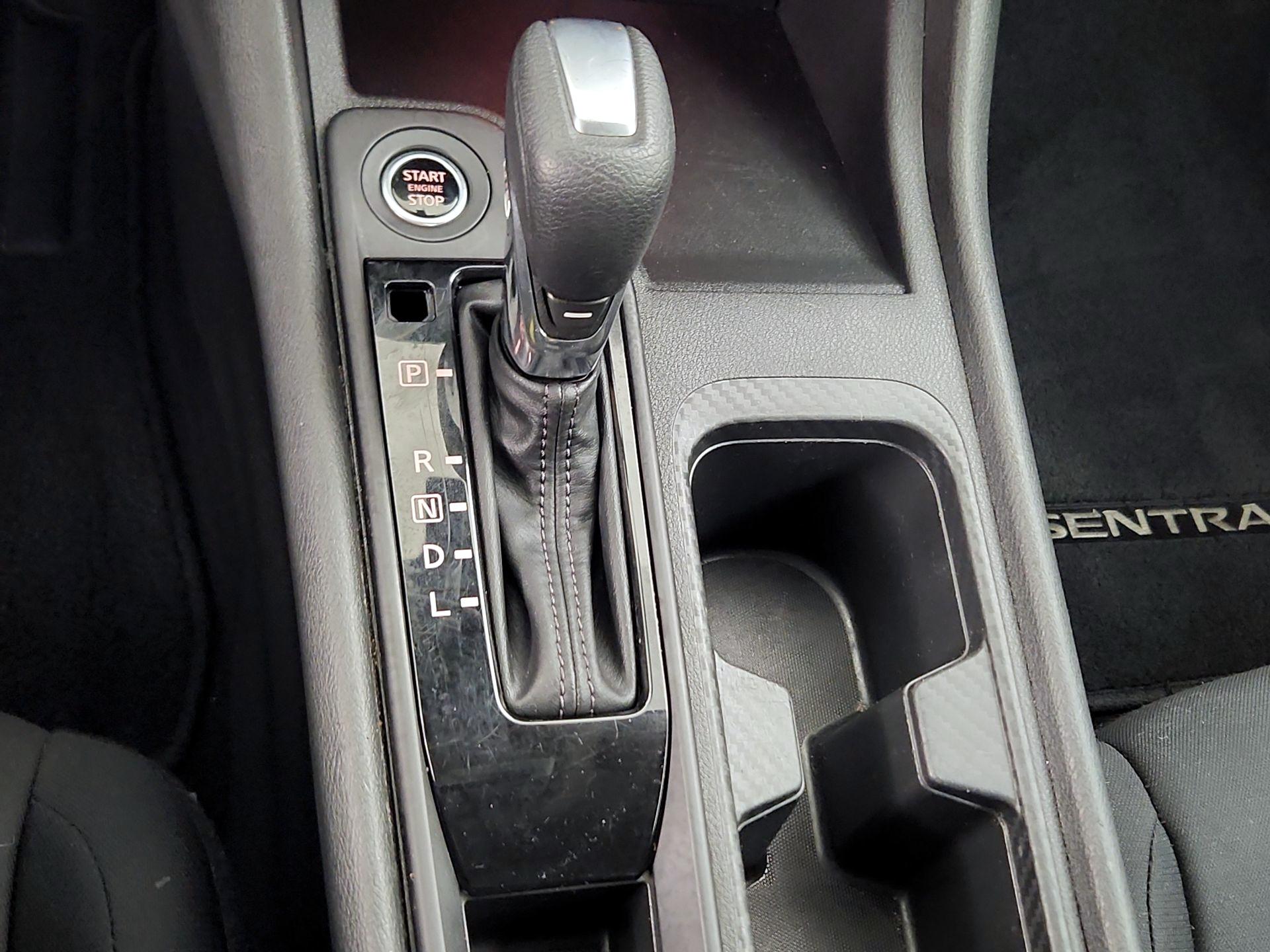 Thumbnail: 2023 Nissan Sentra - 17