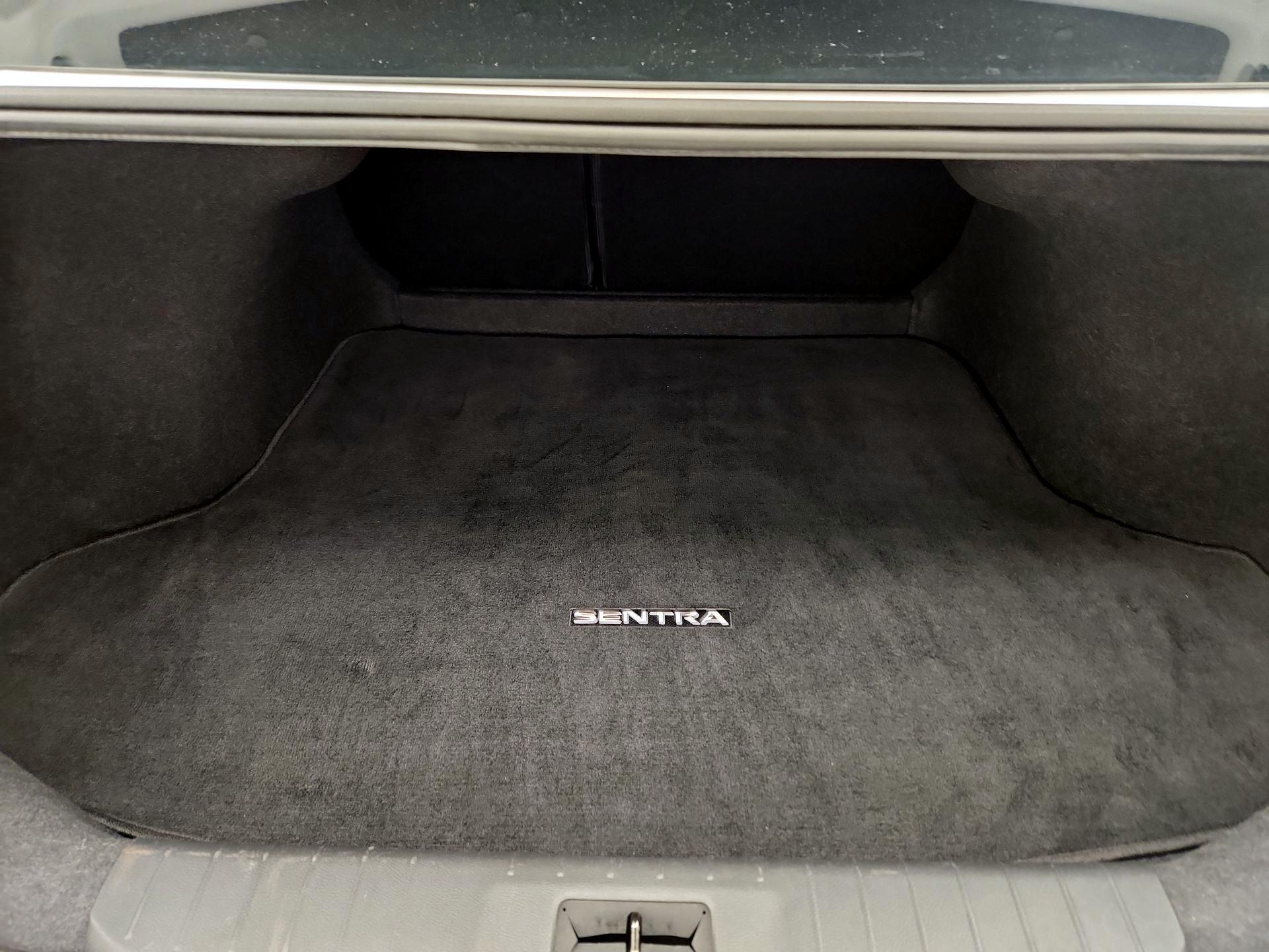 Thumbnail: 2023 Nissan Sentra - 20