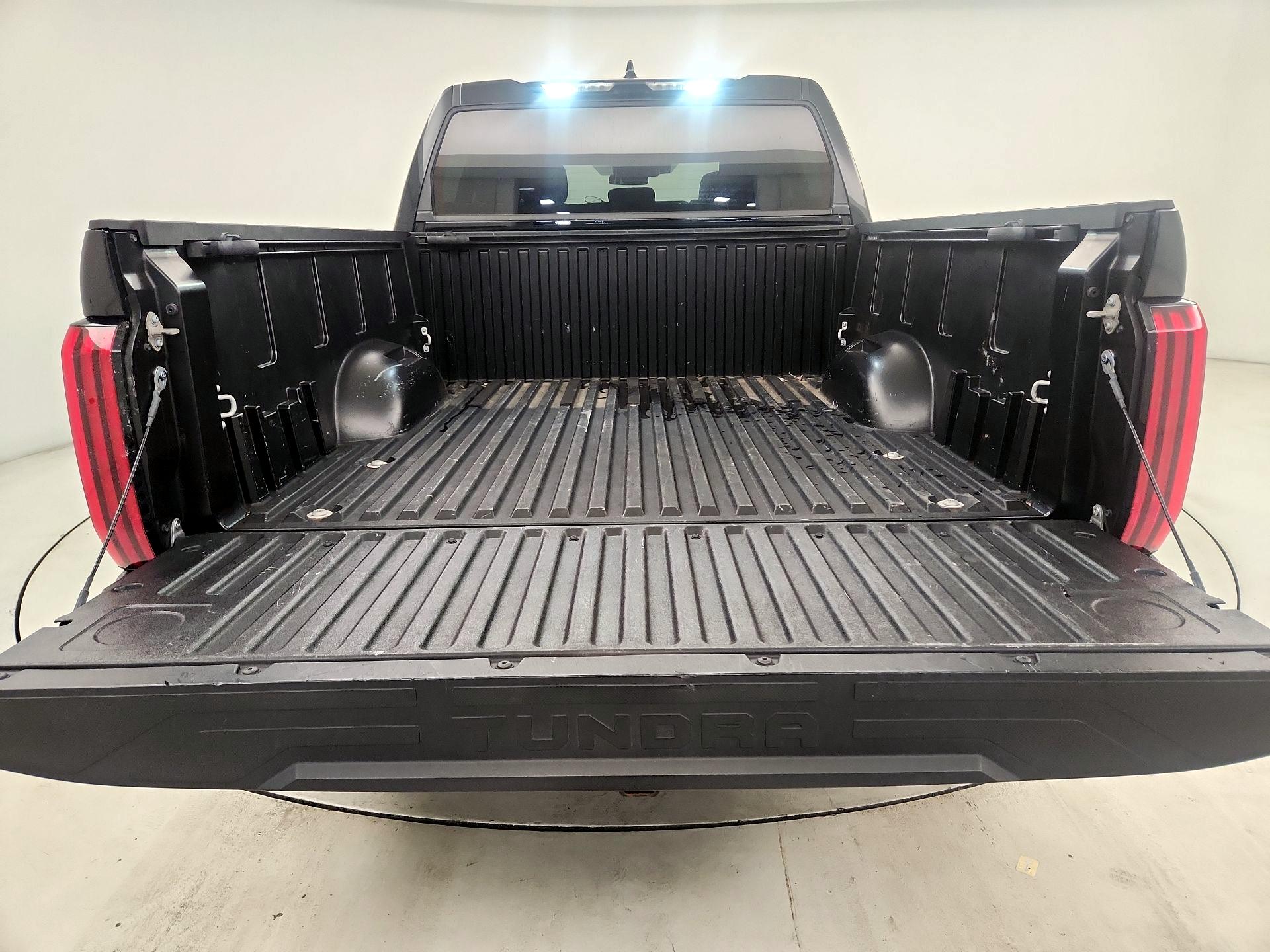 Thumbnail: 2023 Toyota Tundra - 17