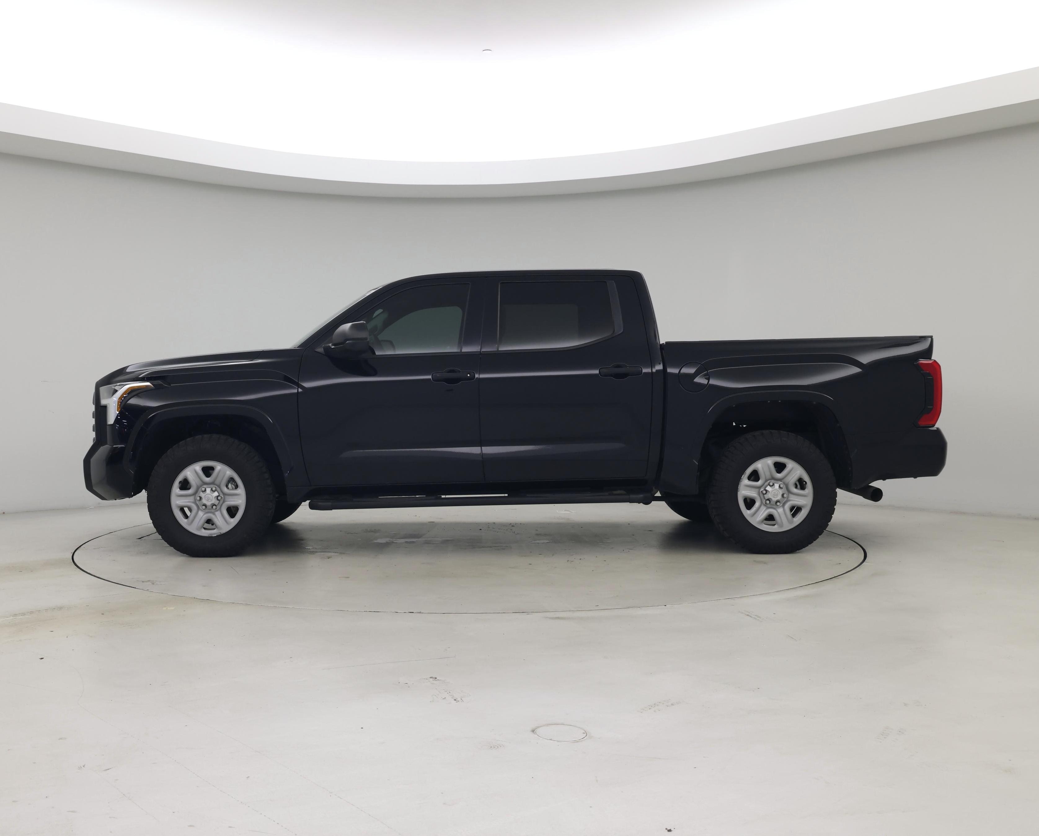 Thumbnail: 2023 Toyota Tundra - 3